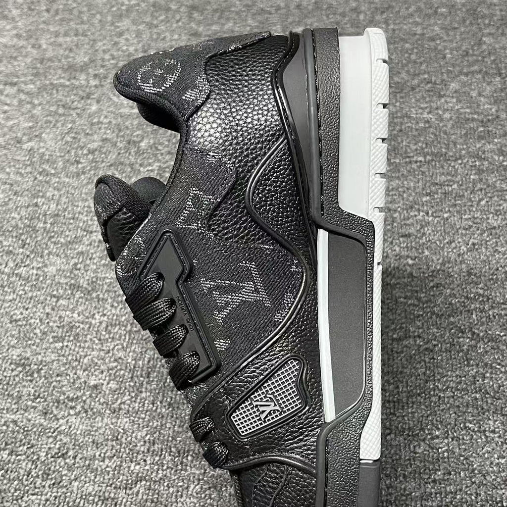 LOUIS VUITTON BOARD SKATES Black