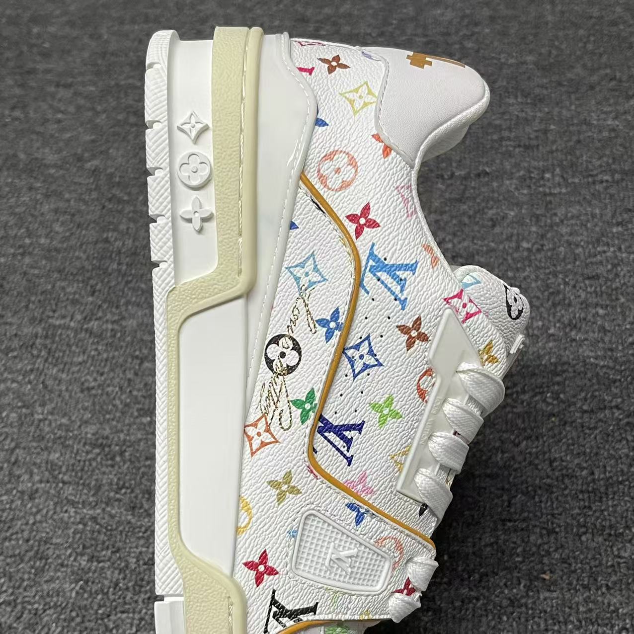 LOUIS VUITTON BOARD SKATES Black Rainbow Full Print