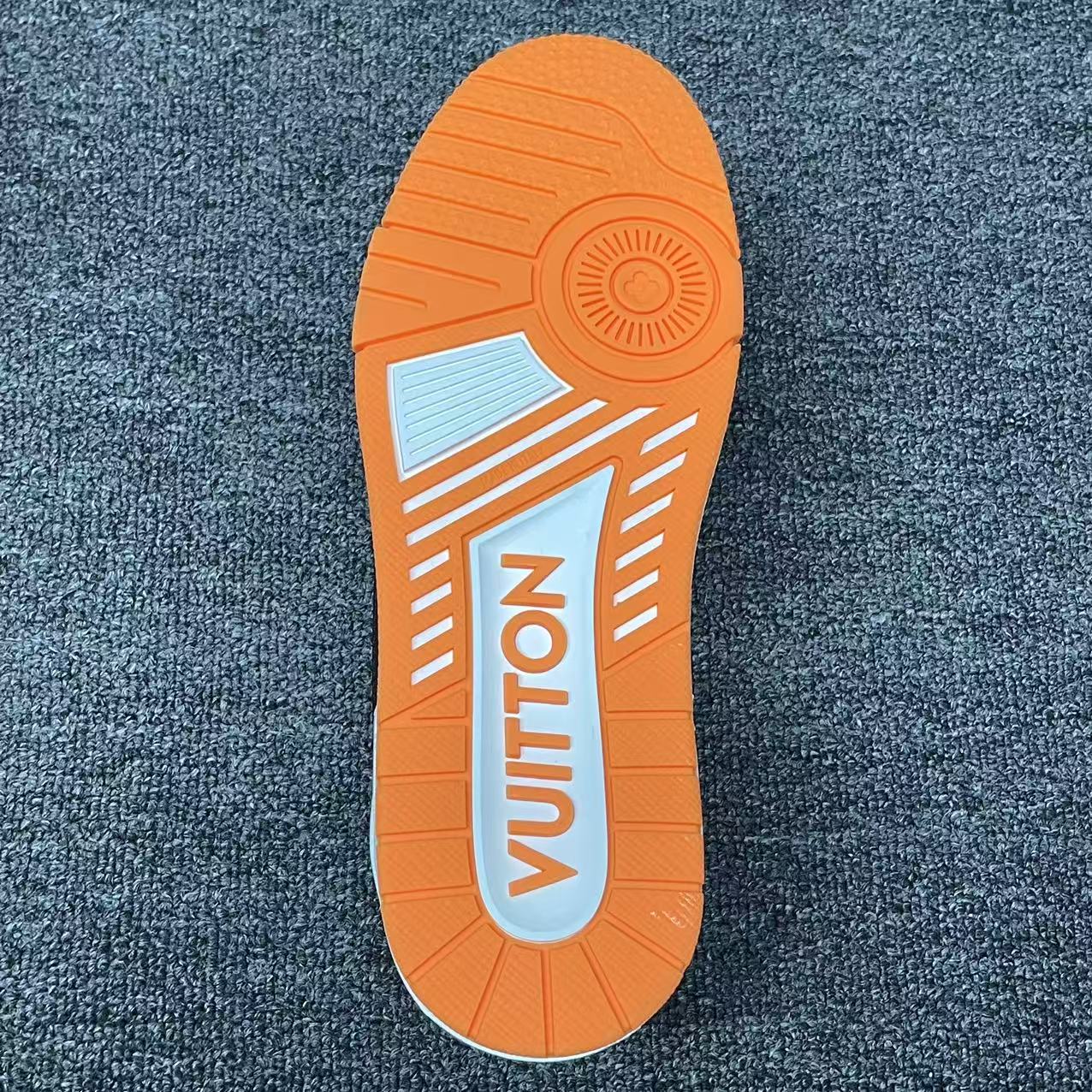 LOUIS VUITTON BOARD SKATES White Orange