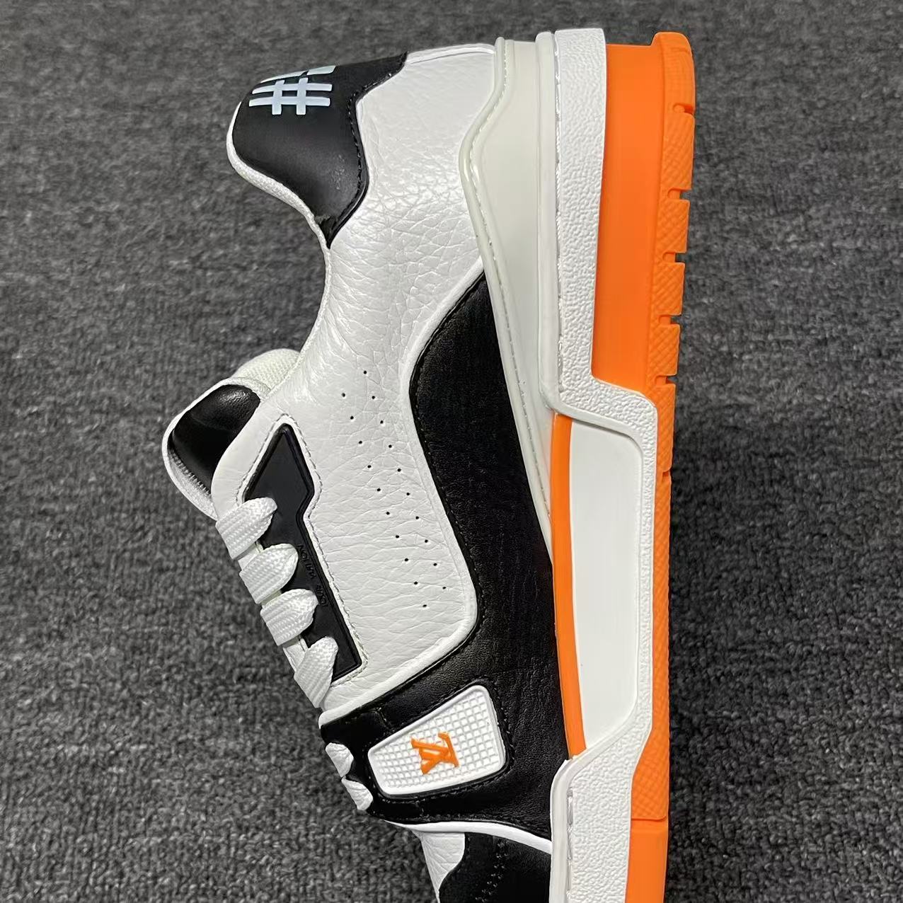 LOUIS VUITTON BOARD SKATES White Orange