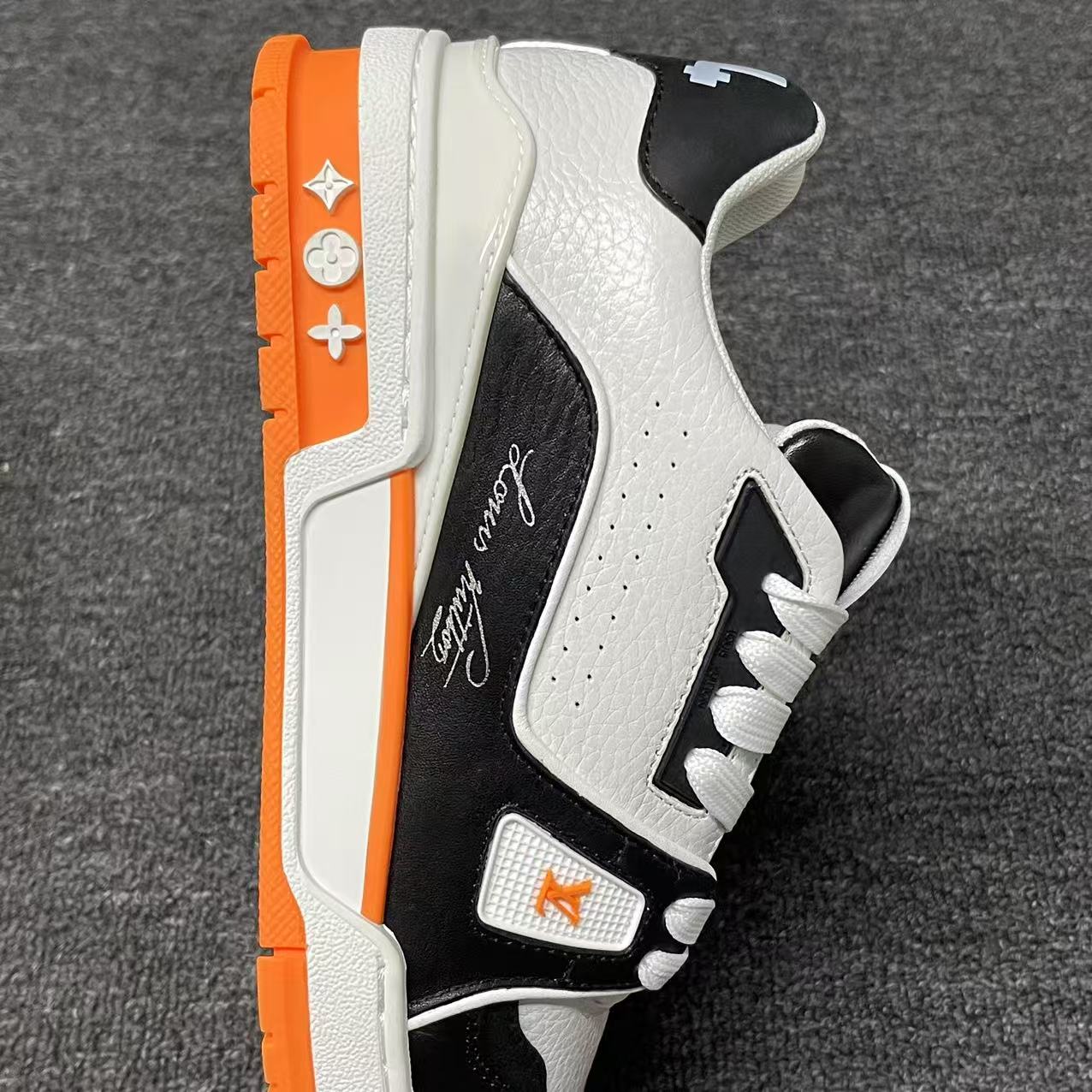 LOUIS VUITTON BOARD SKATES White Orange