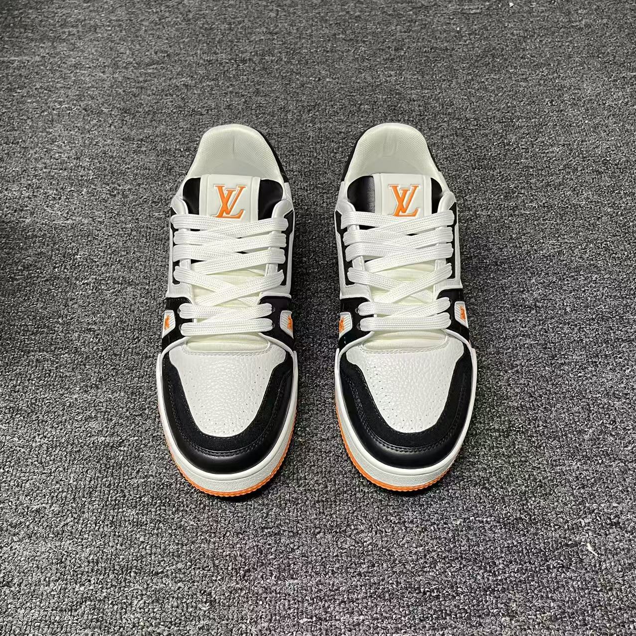 LOUIS VUITTON BOARD SKATES White Orange