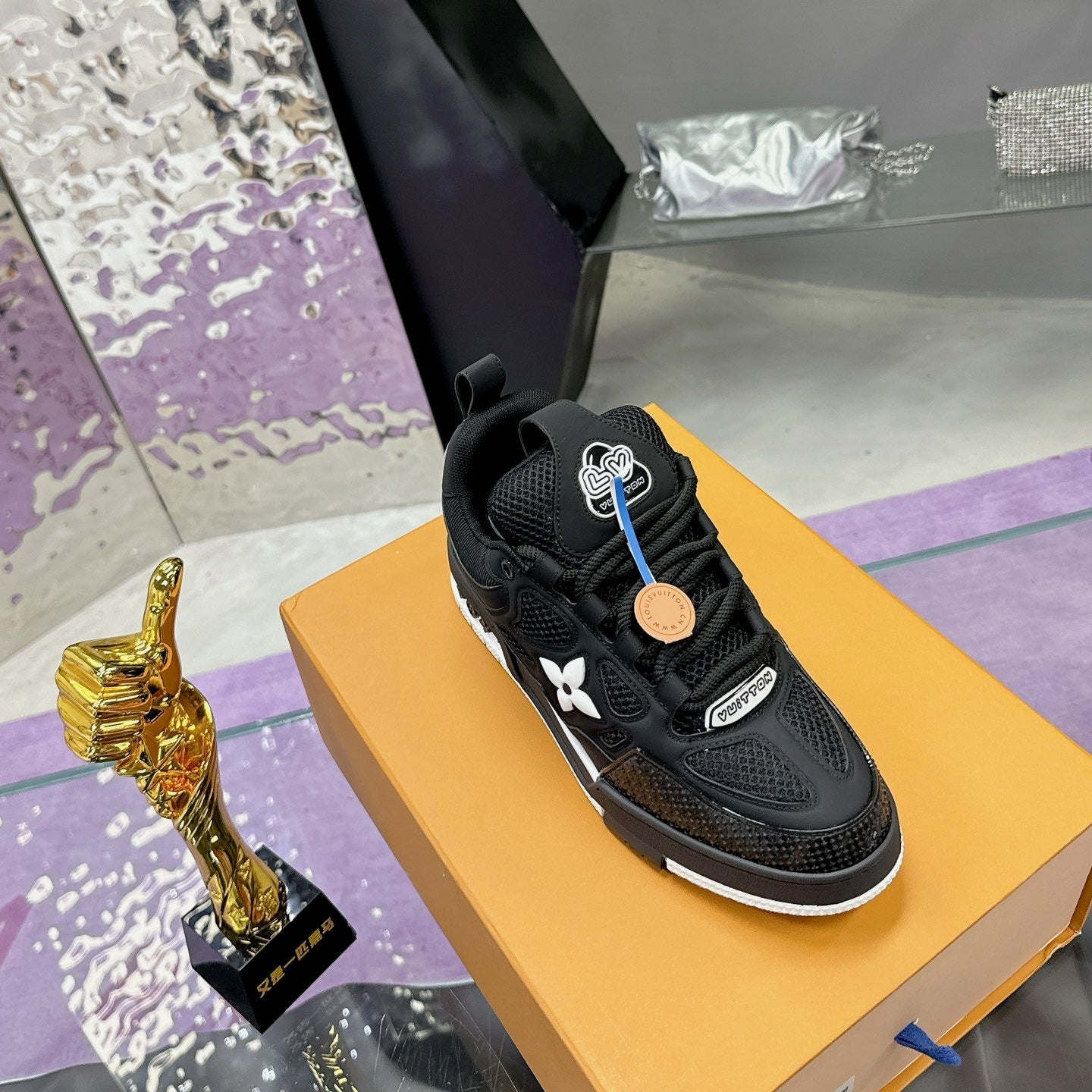 LOUIS VUITTON bread shoes