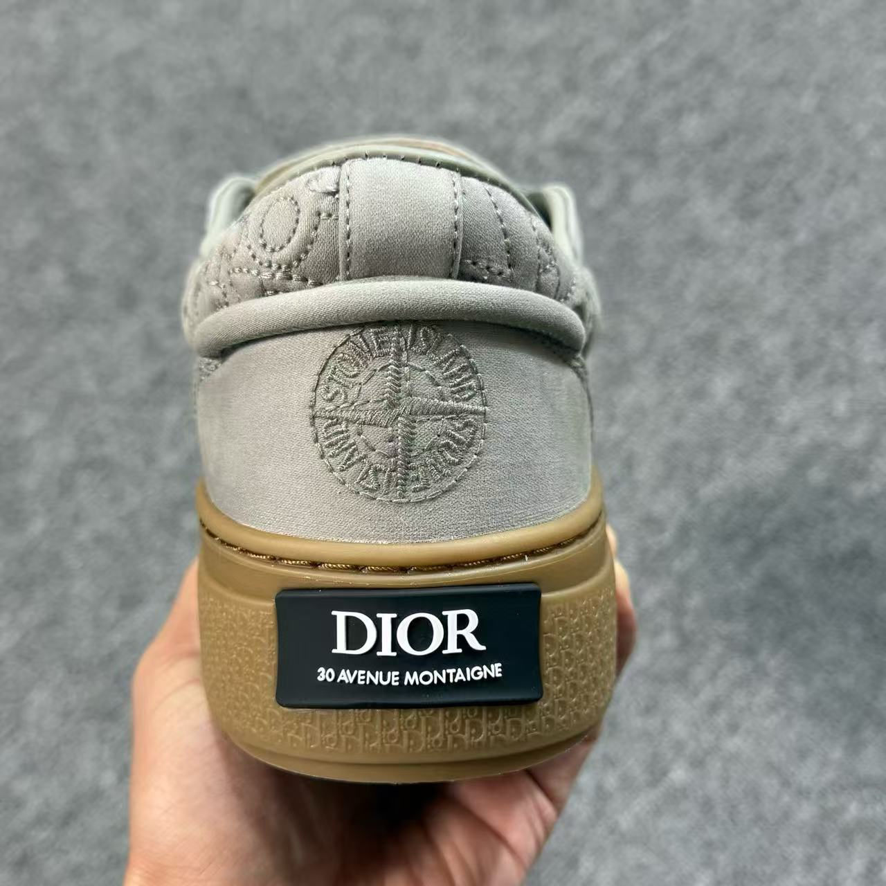 DIOR B33 ash