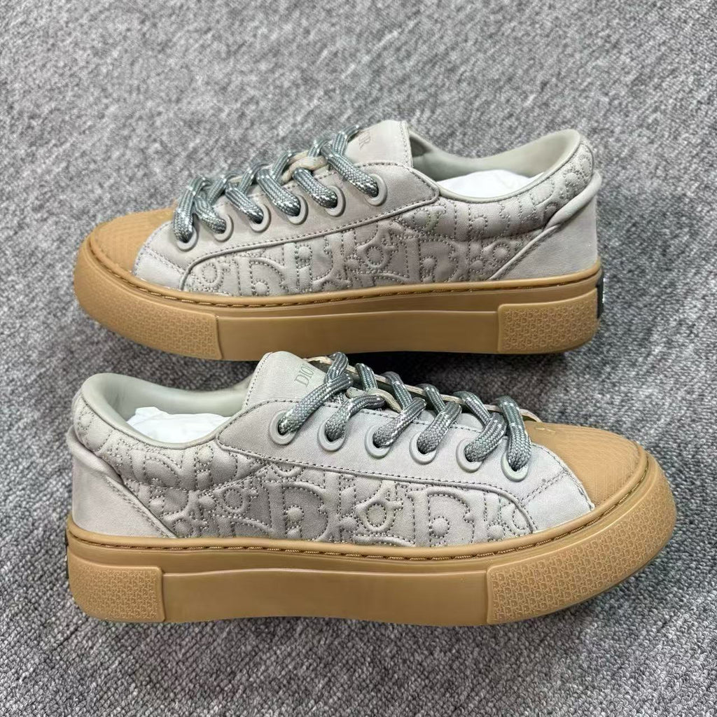 DIOR B33 ash