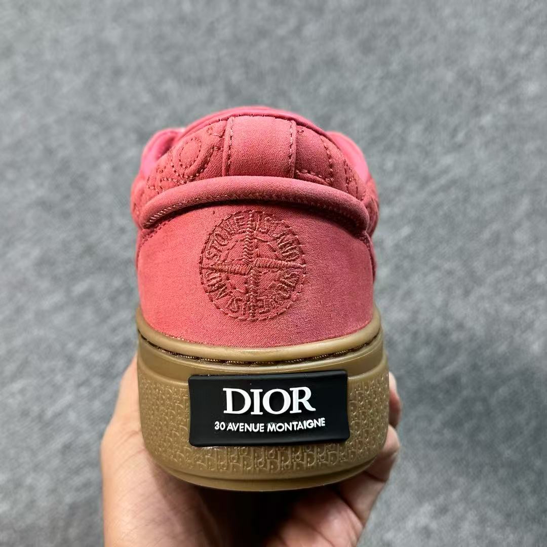 DIOR B33 red