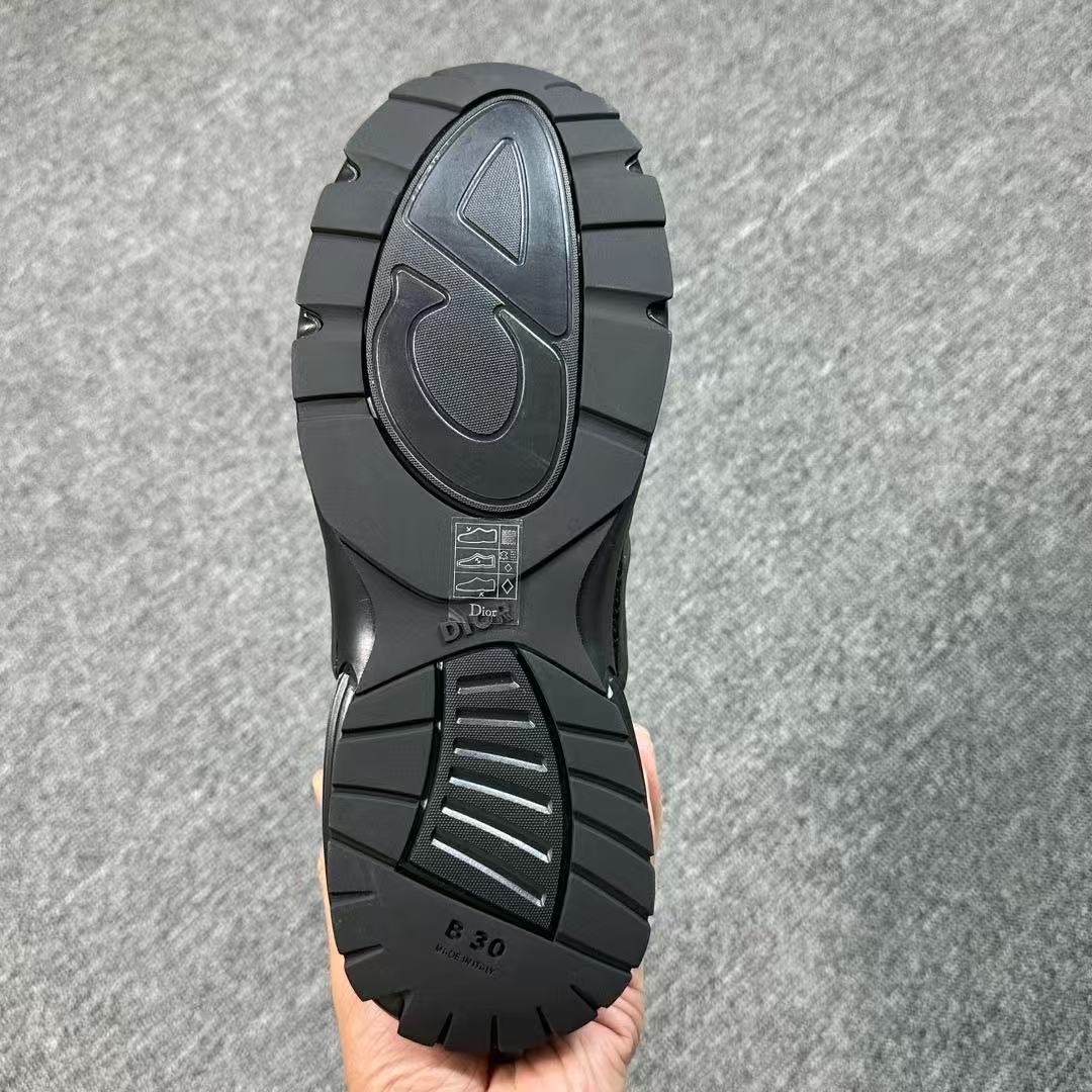 DIOR B30 Black