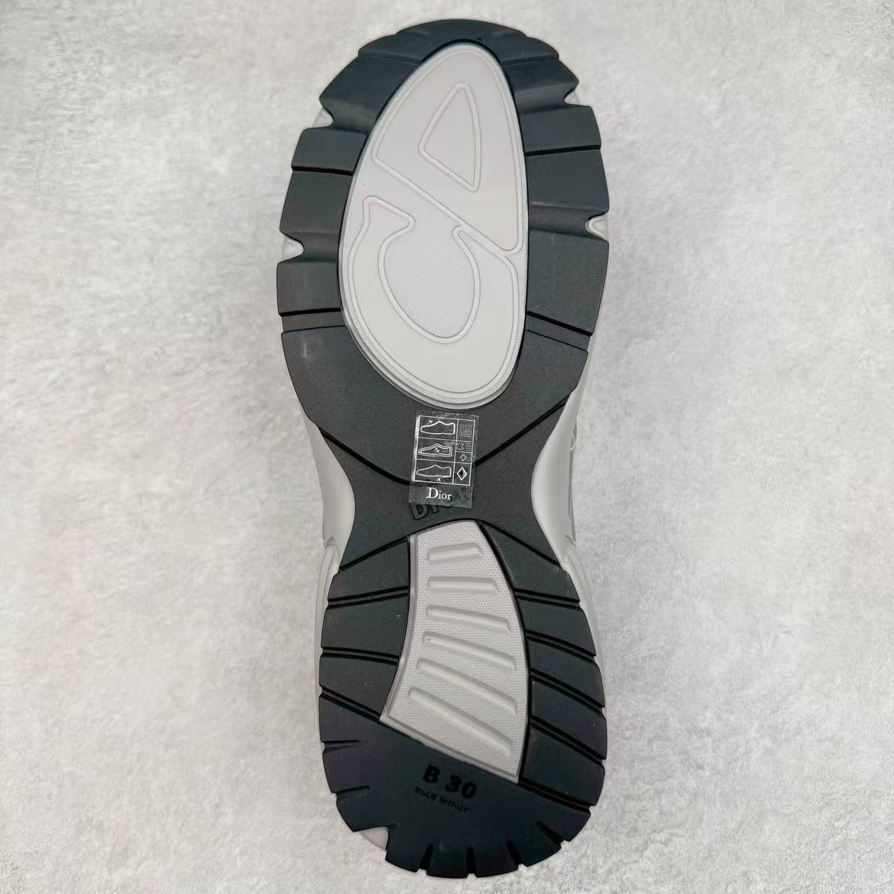 DIOR B30 ash