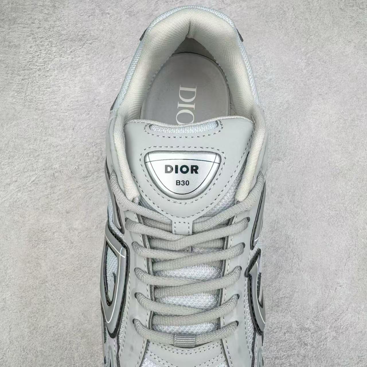 DIOR B30 ash