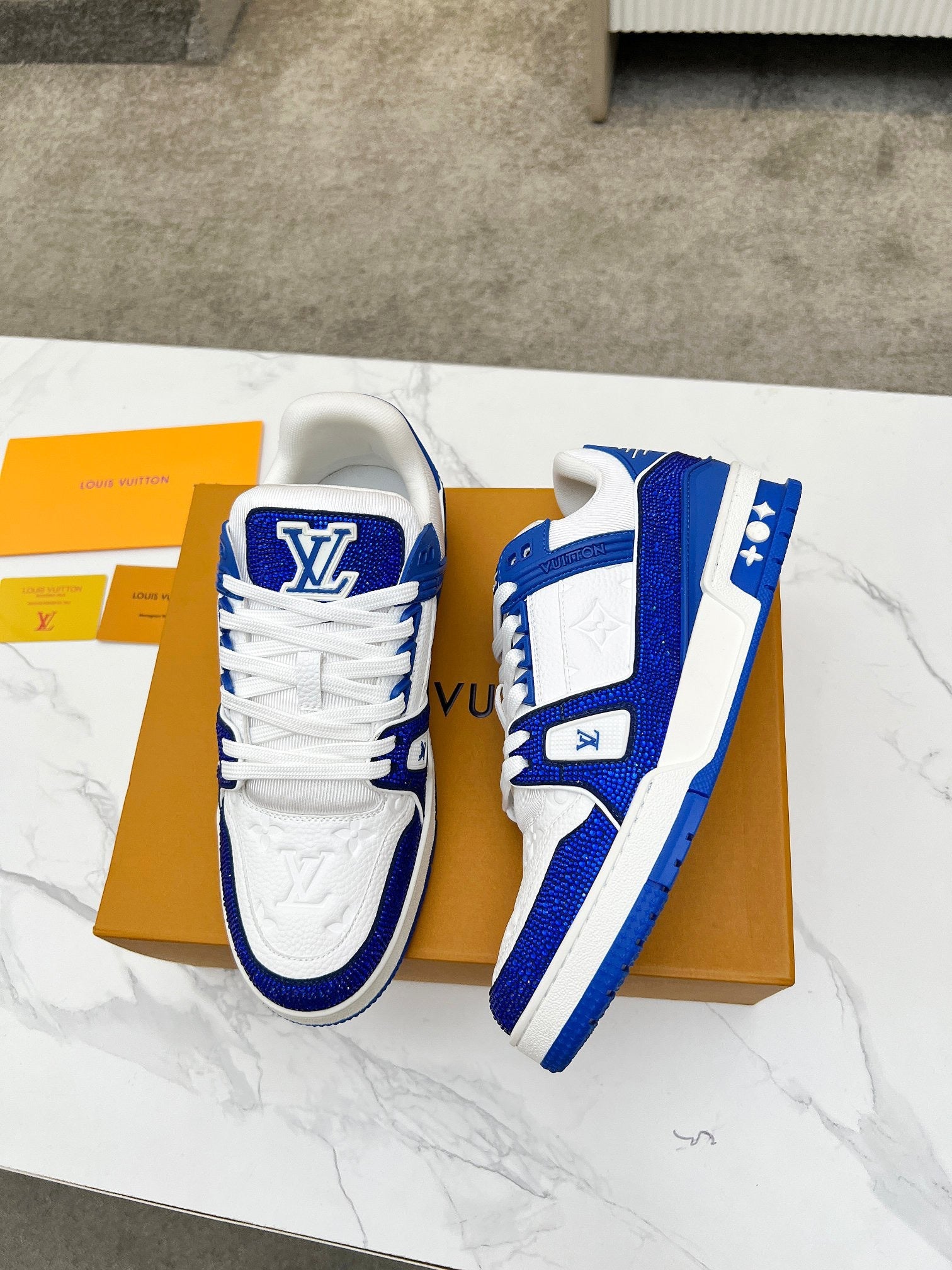 Trainer drilling shoes Light Blue Diamond