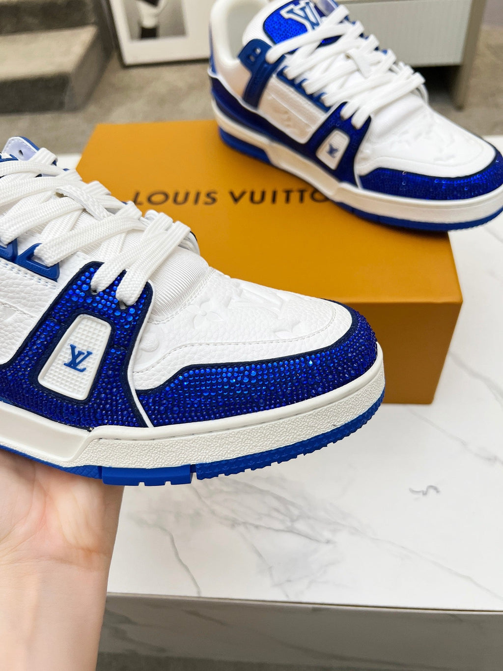 Trainer drilling shoes Light Blue Diamond