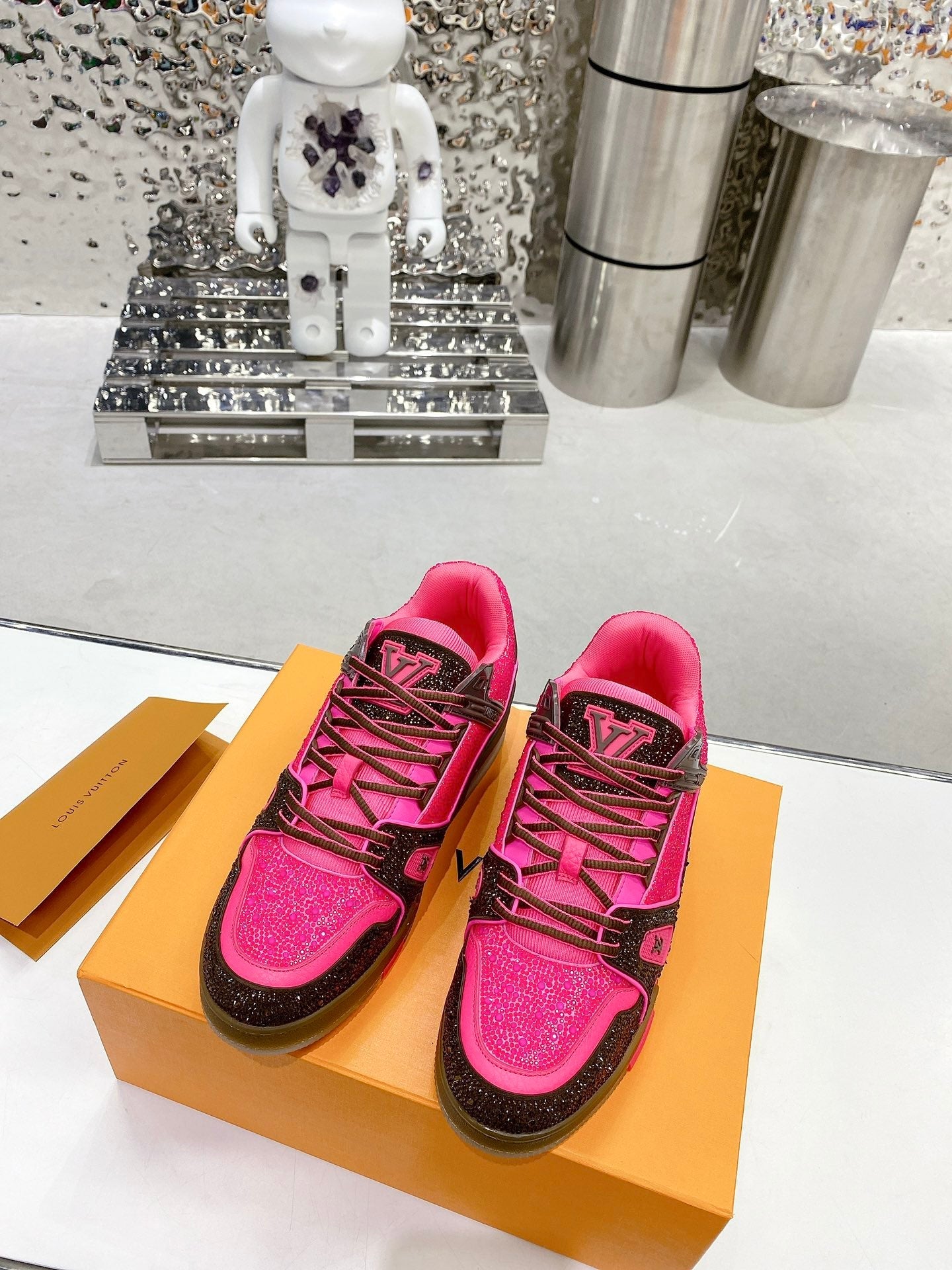 Trainer drilling shoes Pink brown diamond
