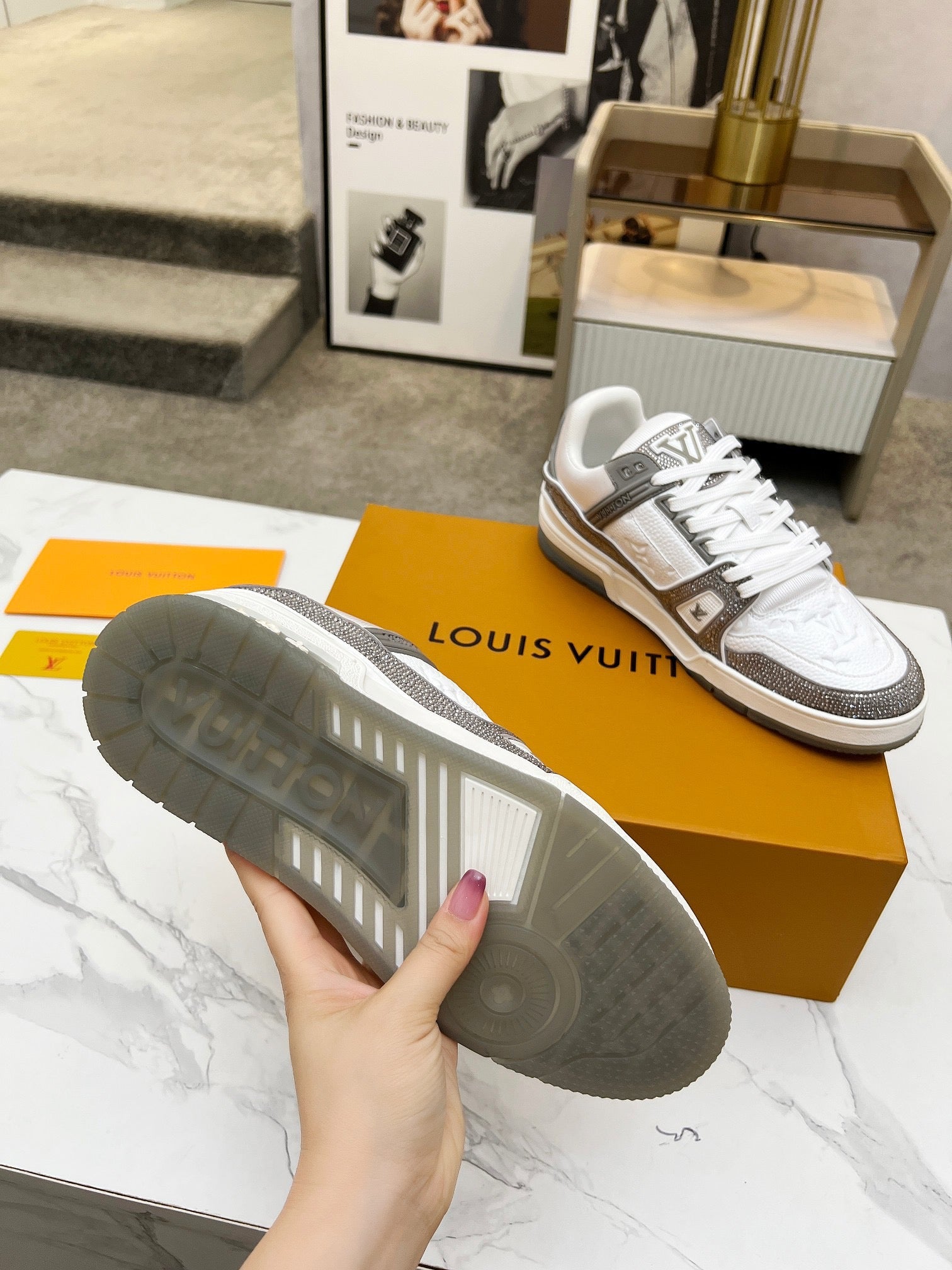 Trainer drilling shoes Grey diamond