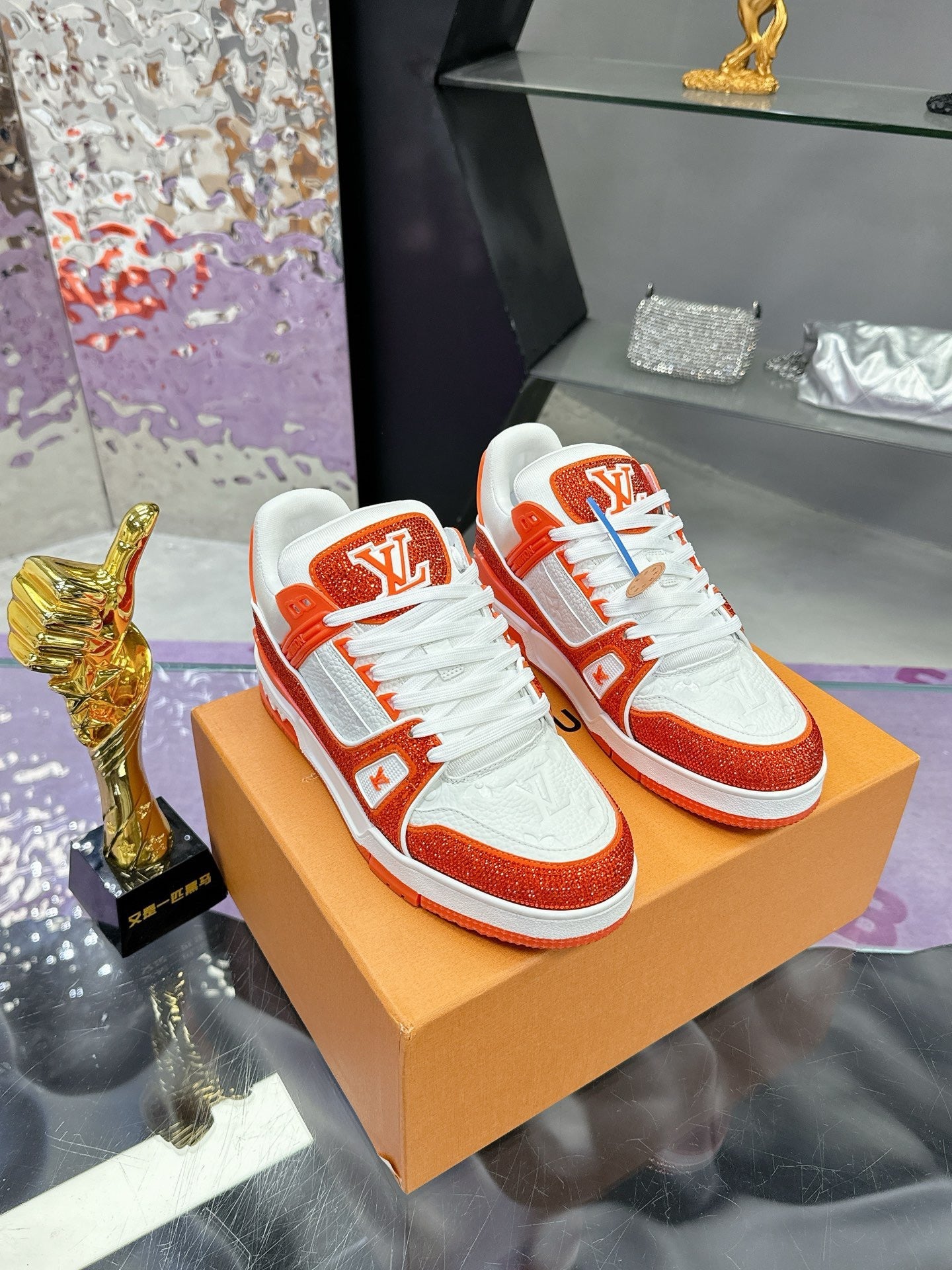 Trainer drilling shoes Orange Diamond