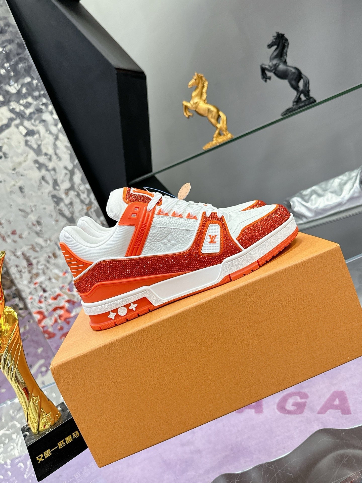 Trainer drilling shoes Orange Diamond