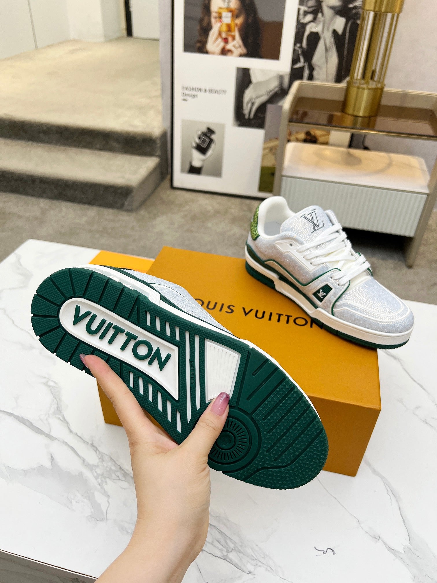 Trainer drilling shoes White green