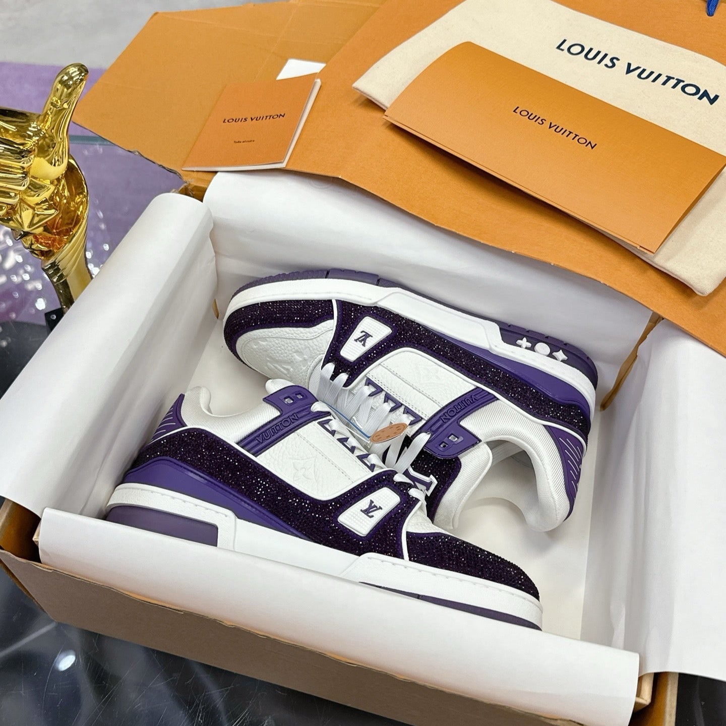 Trainer drilling shoes Purple diamond