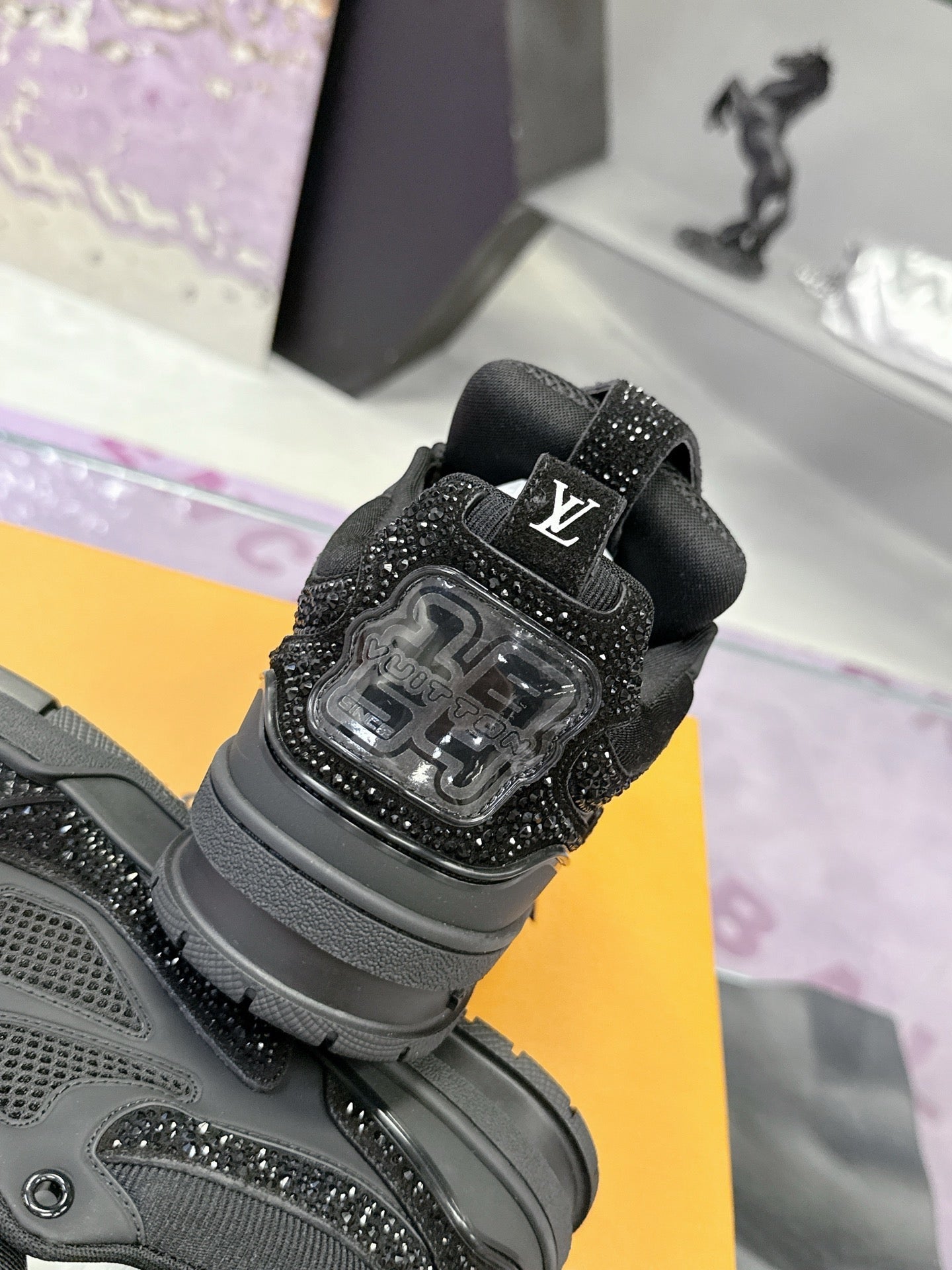 Trainer drilling shoes Black board skate shoes