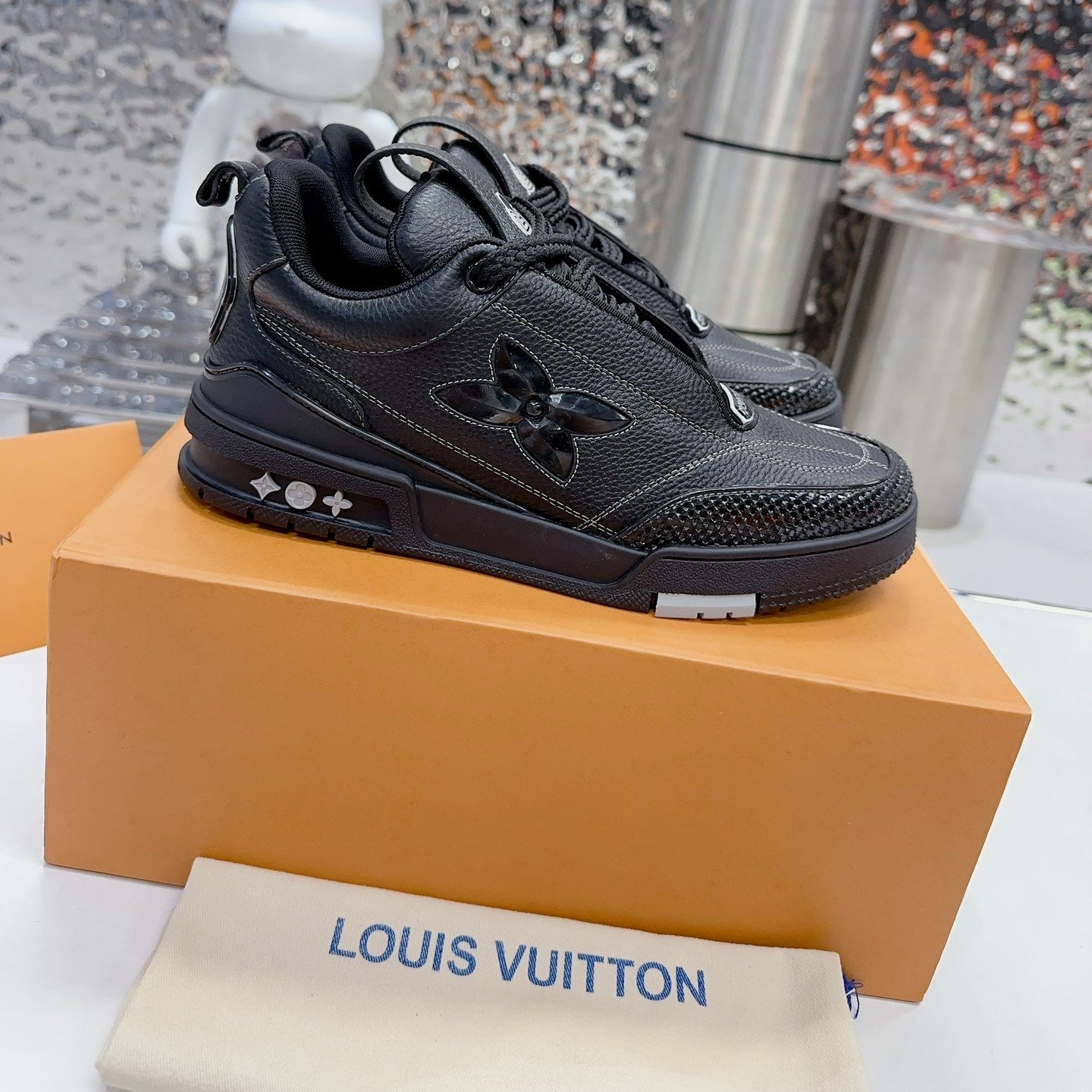 Trainer Skateboard shoes all black