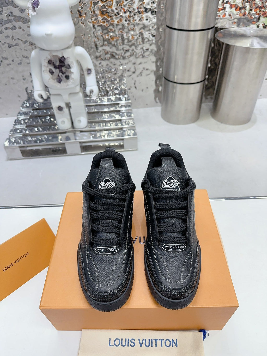 Trainer Skateboard shoes all black