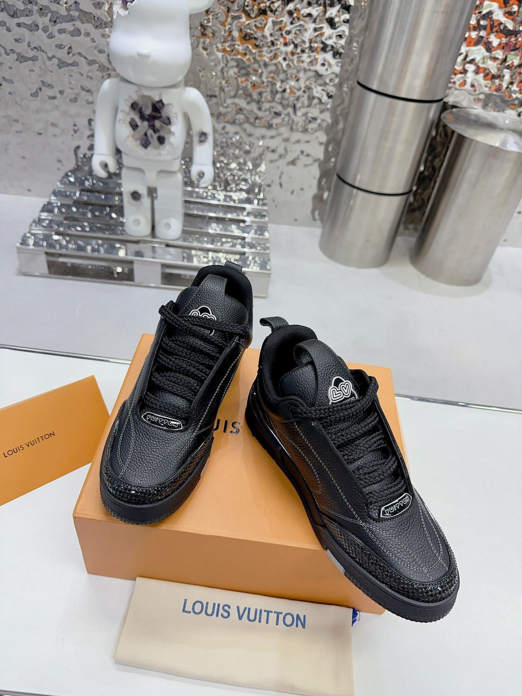Trainer Skateboard shoes all black
