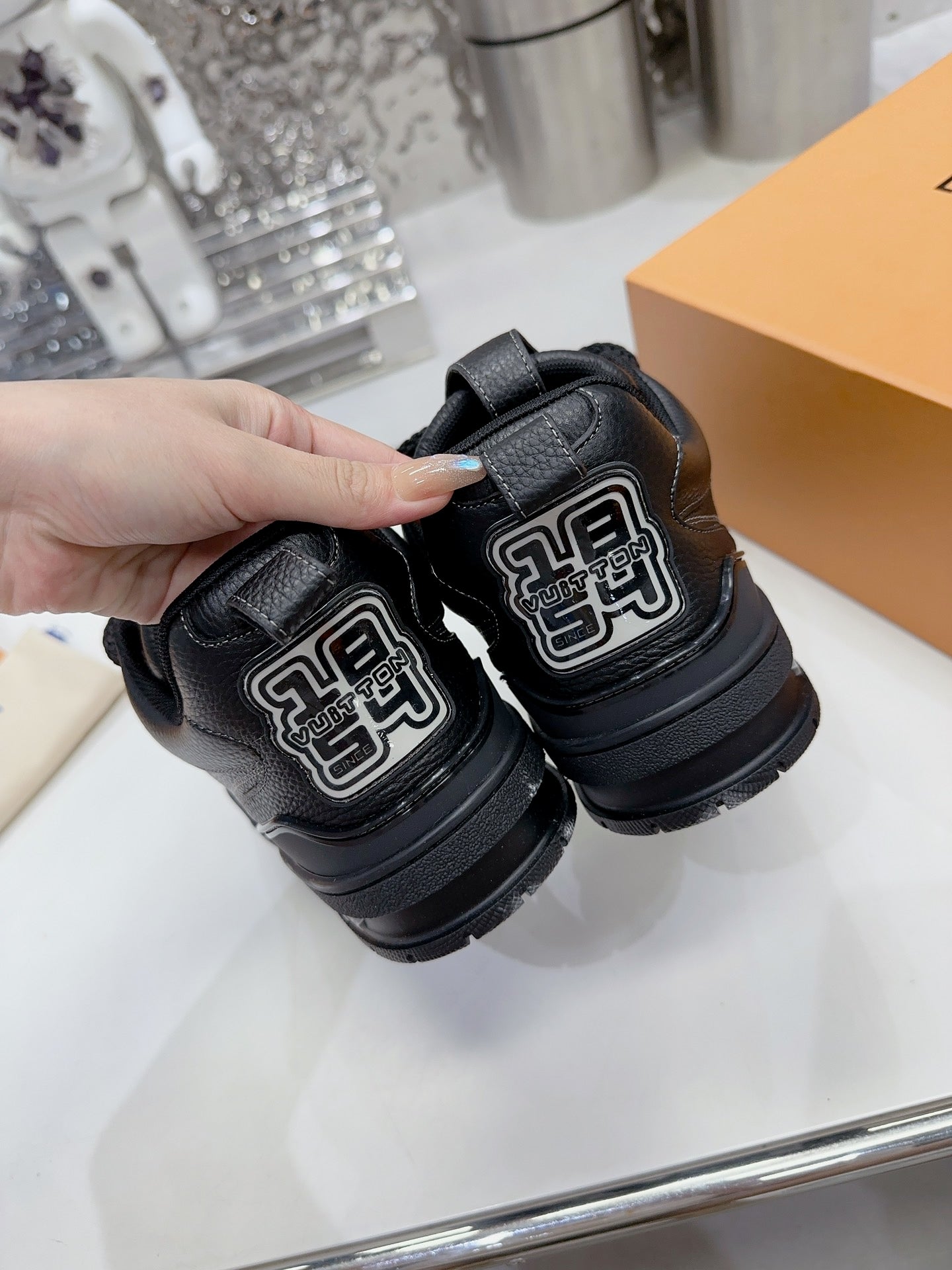 Trainer Skateboard shoes all black