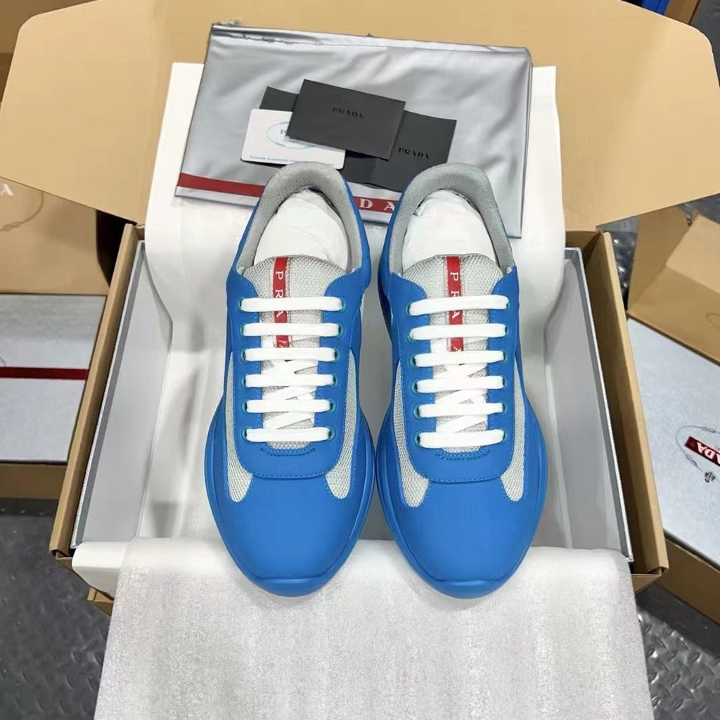 PRADA America's Cup bule
