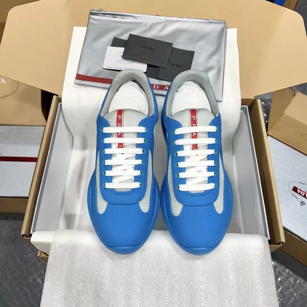 PRADA America's Cup bule