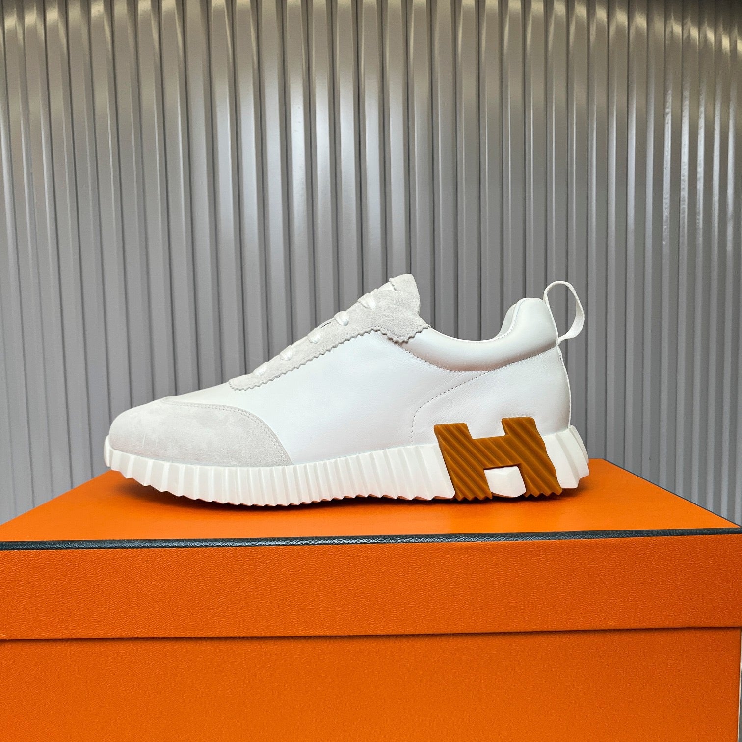 HERMES Bouncing White red brown