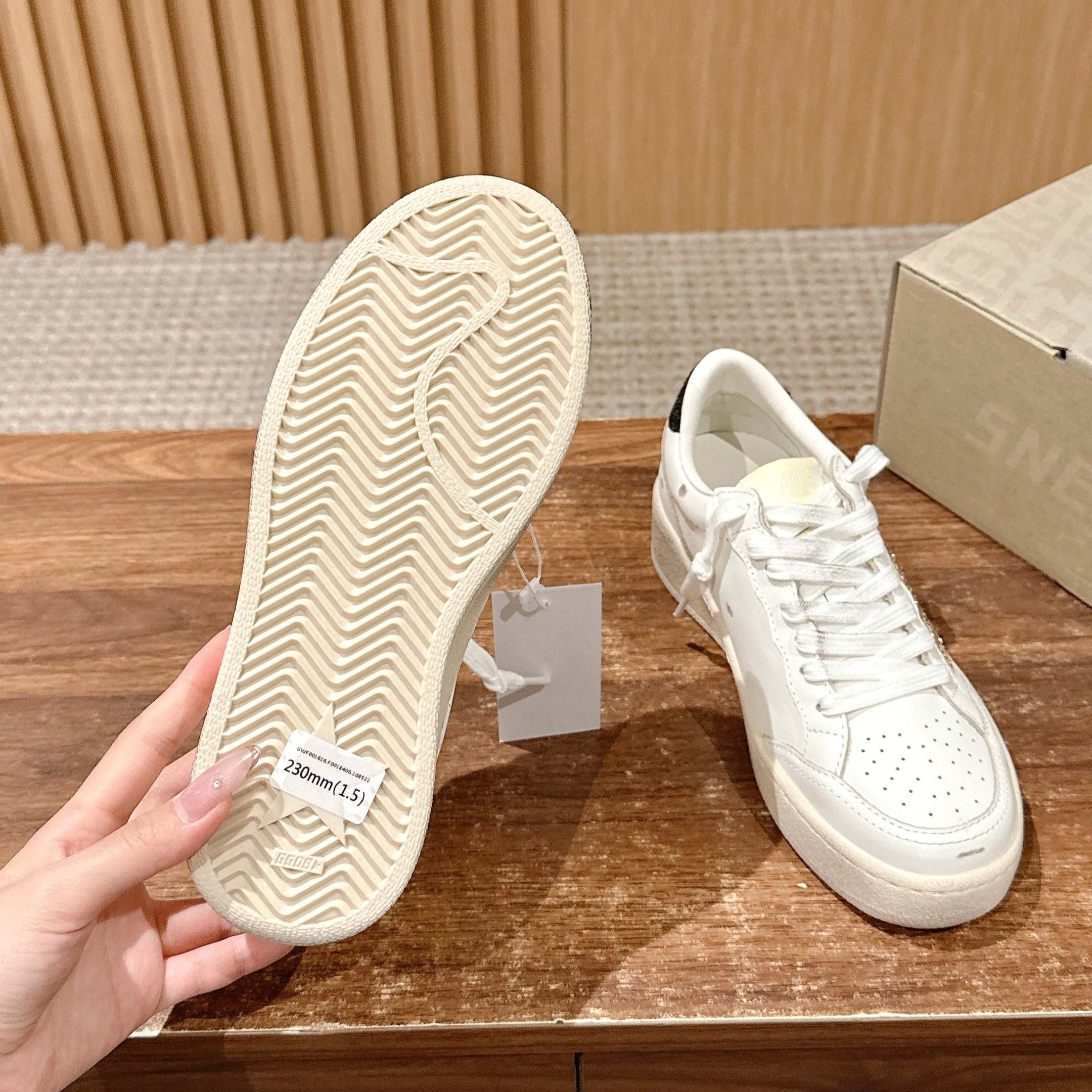 Golden Goose all white