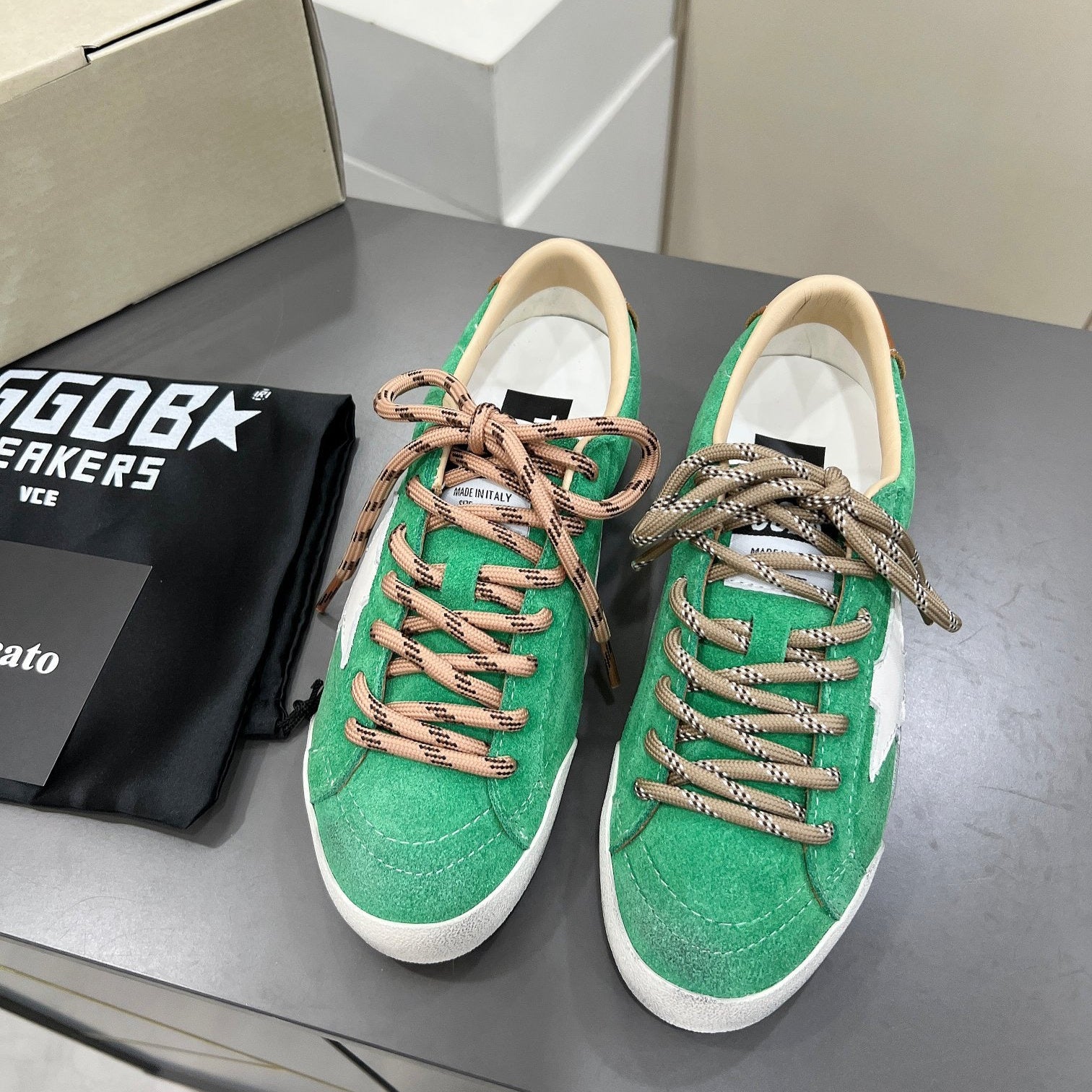 Golden Goose green background white star