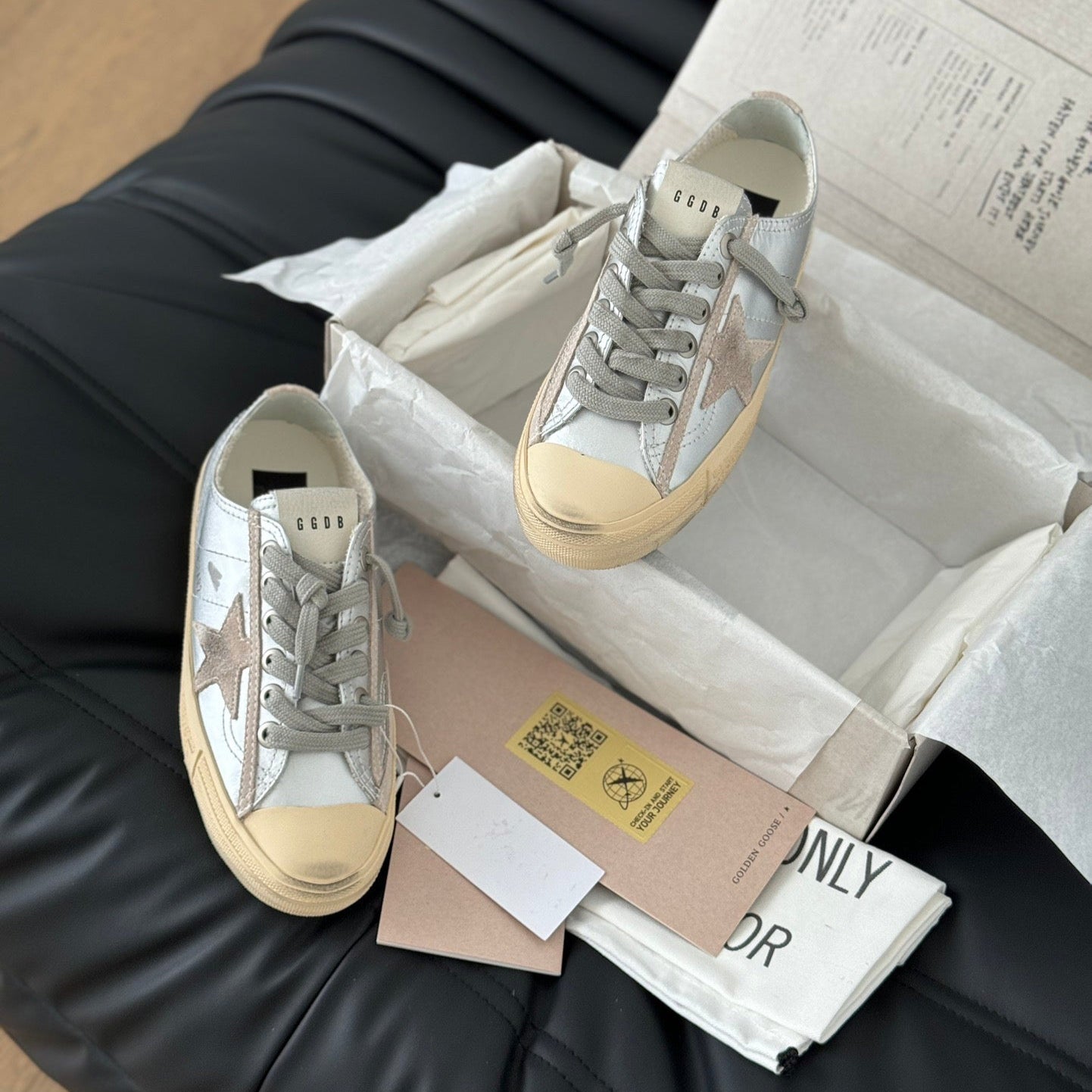 Golden Goose Silver background star