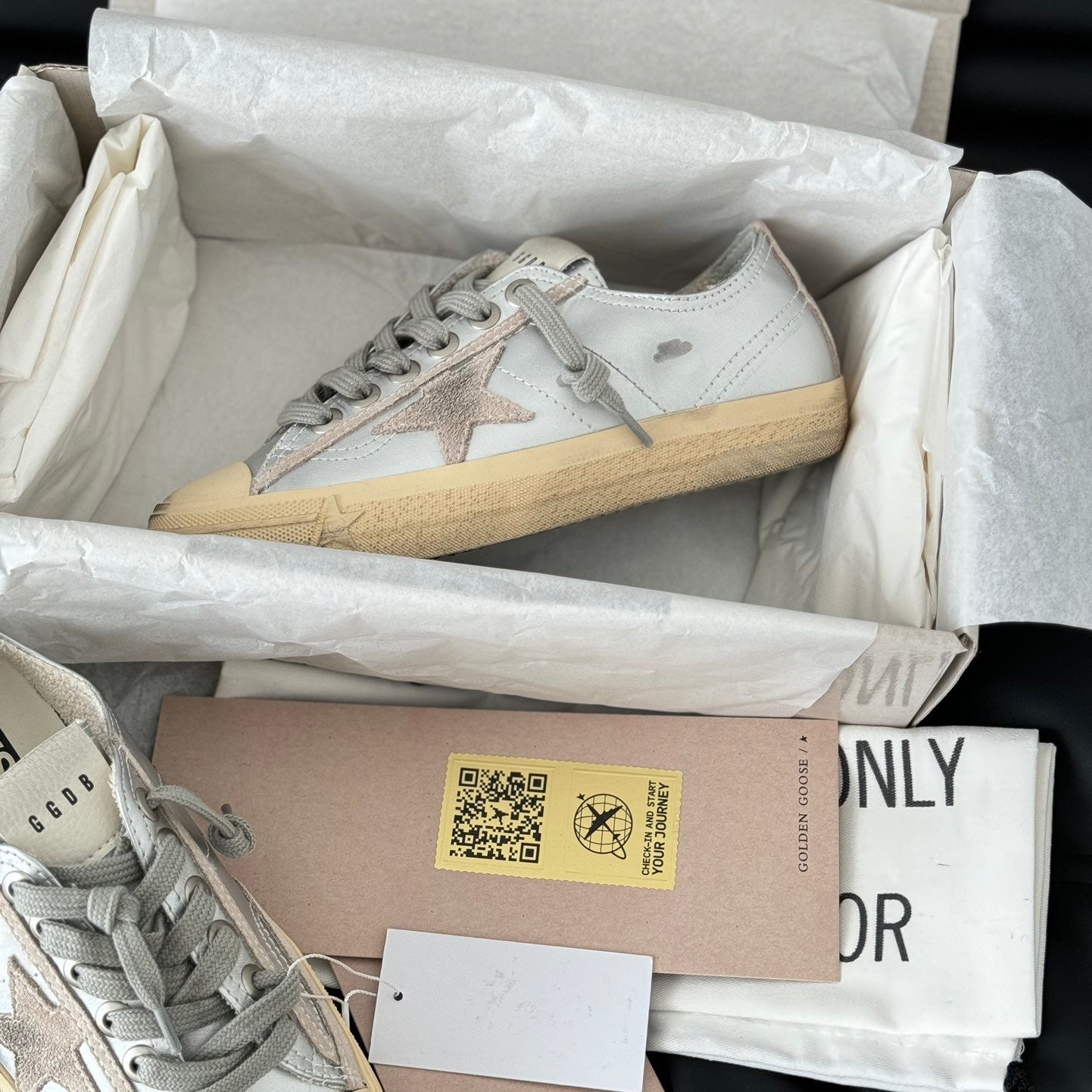 Golden Goose Silver background star