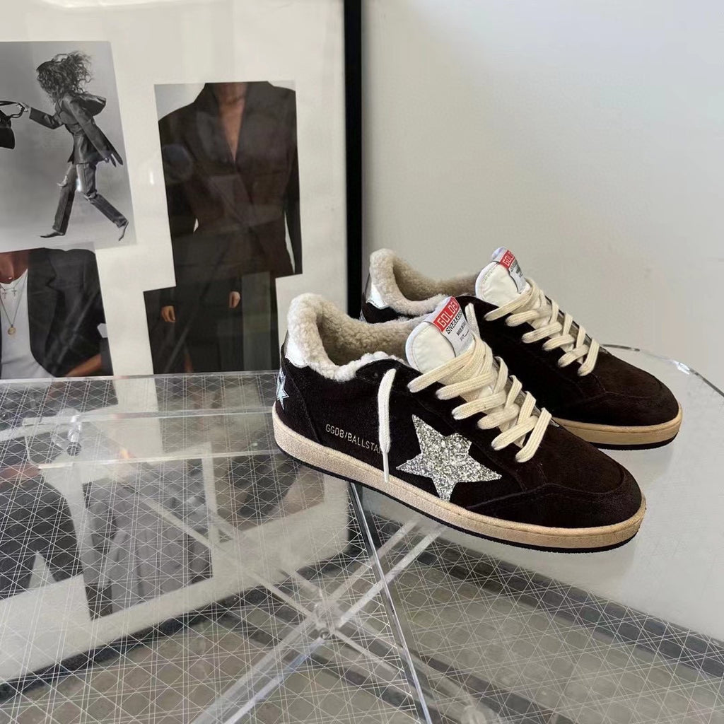 Golden Goose Black background silver star