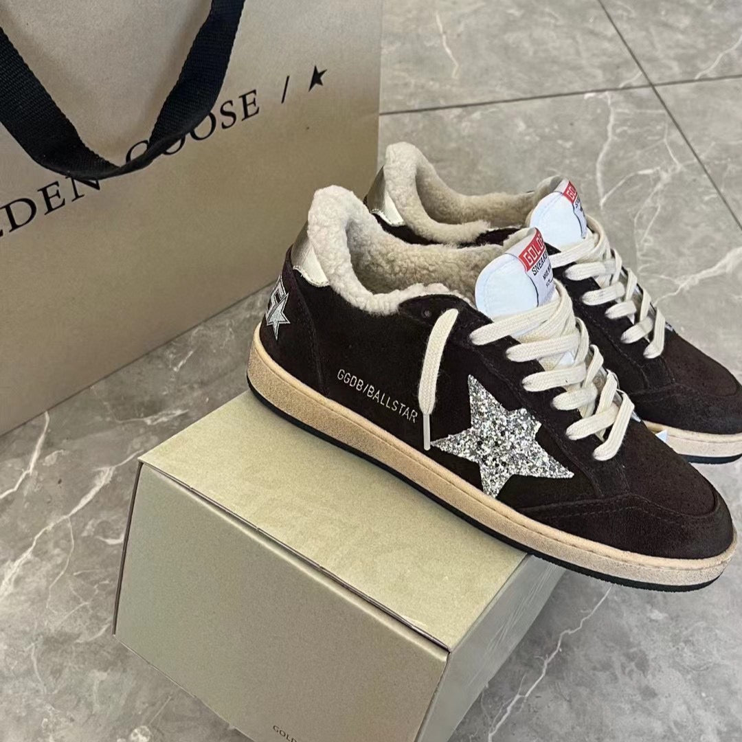 Golden Goose Black background silver star