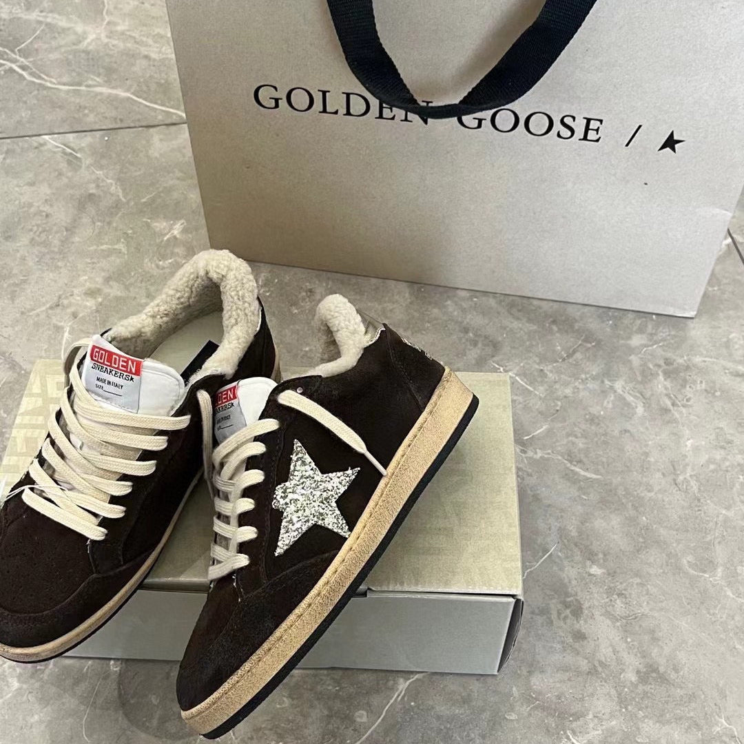 Golden Goose Black background silver star
