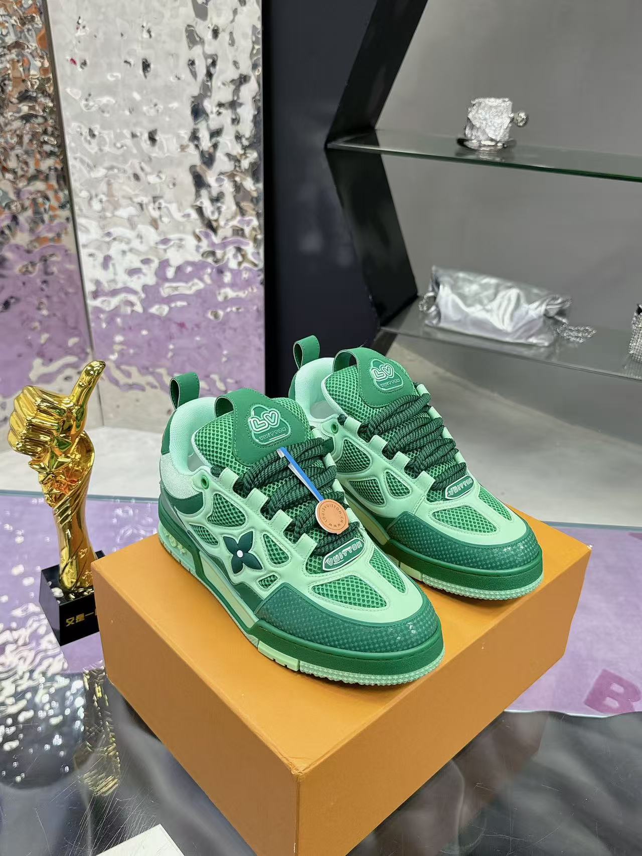 LV Skate Green