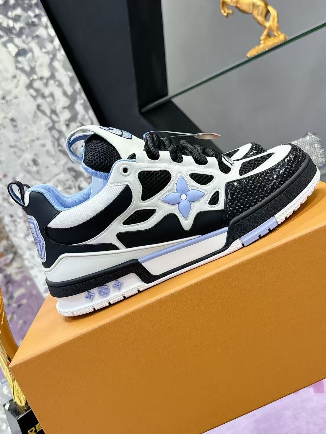 LV Skate blue black
