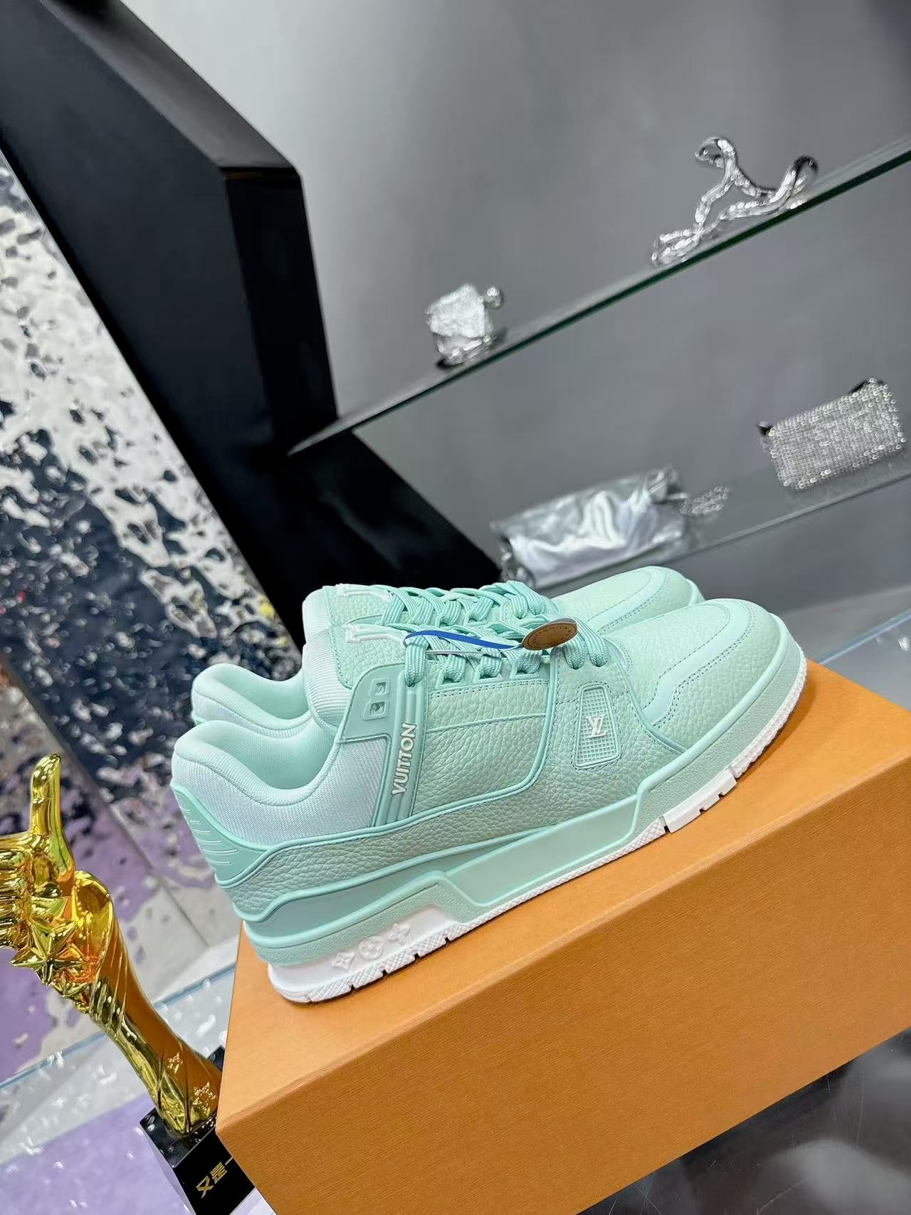 LV Trainer Mint Green White
