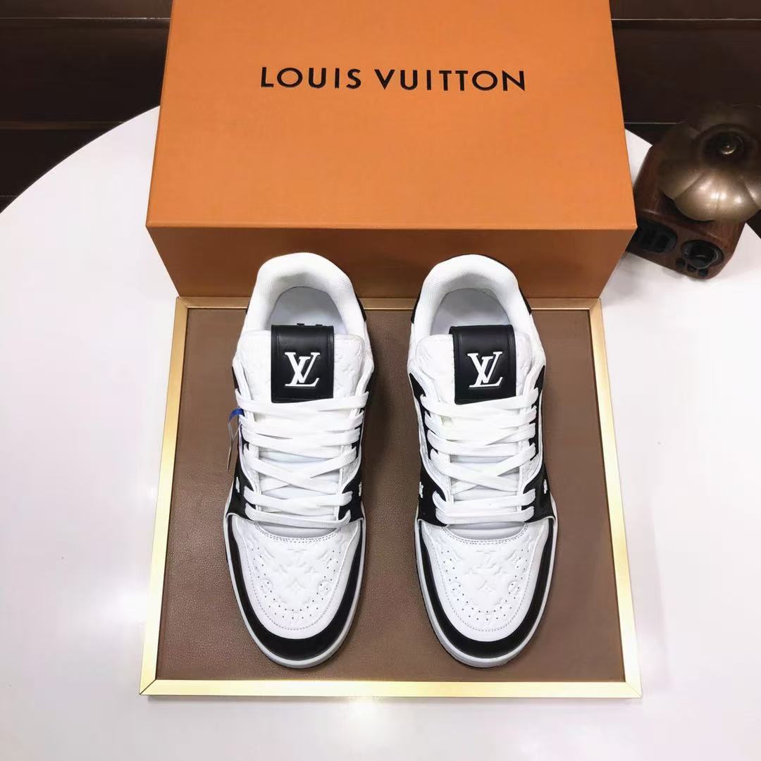 LV Trainer black and white  Low '#54