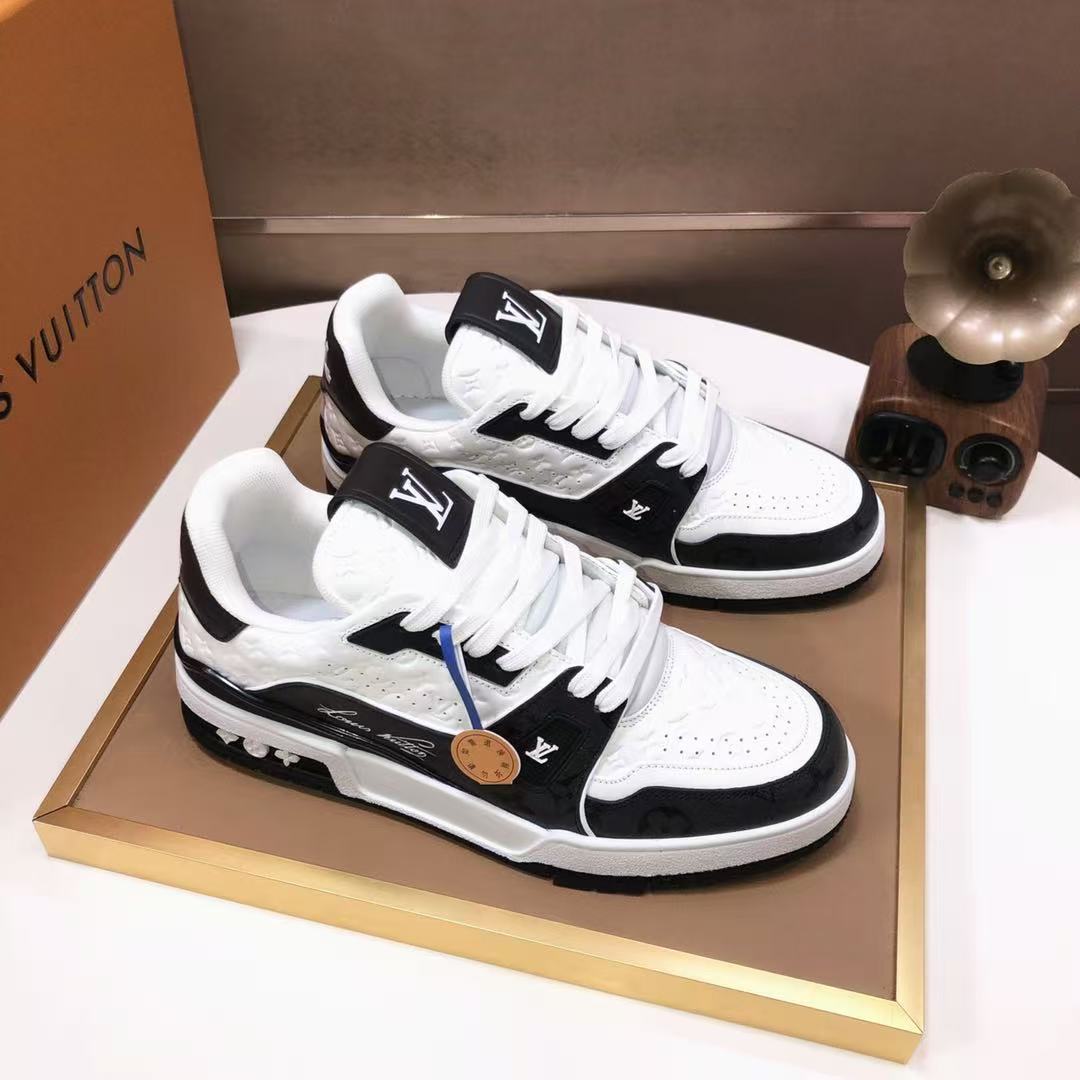 LV Trainer black and white  Low '#54