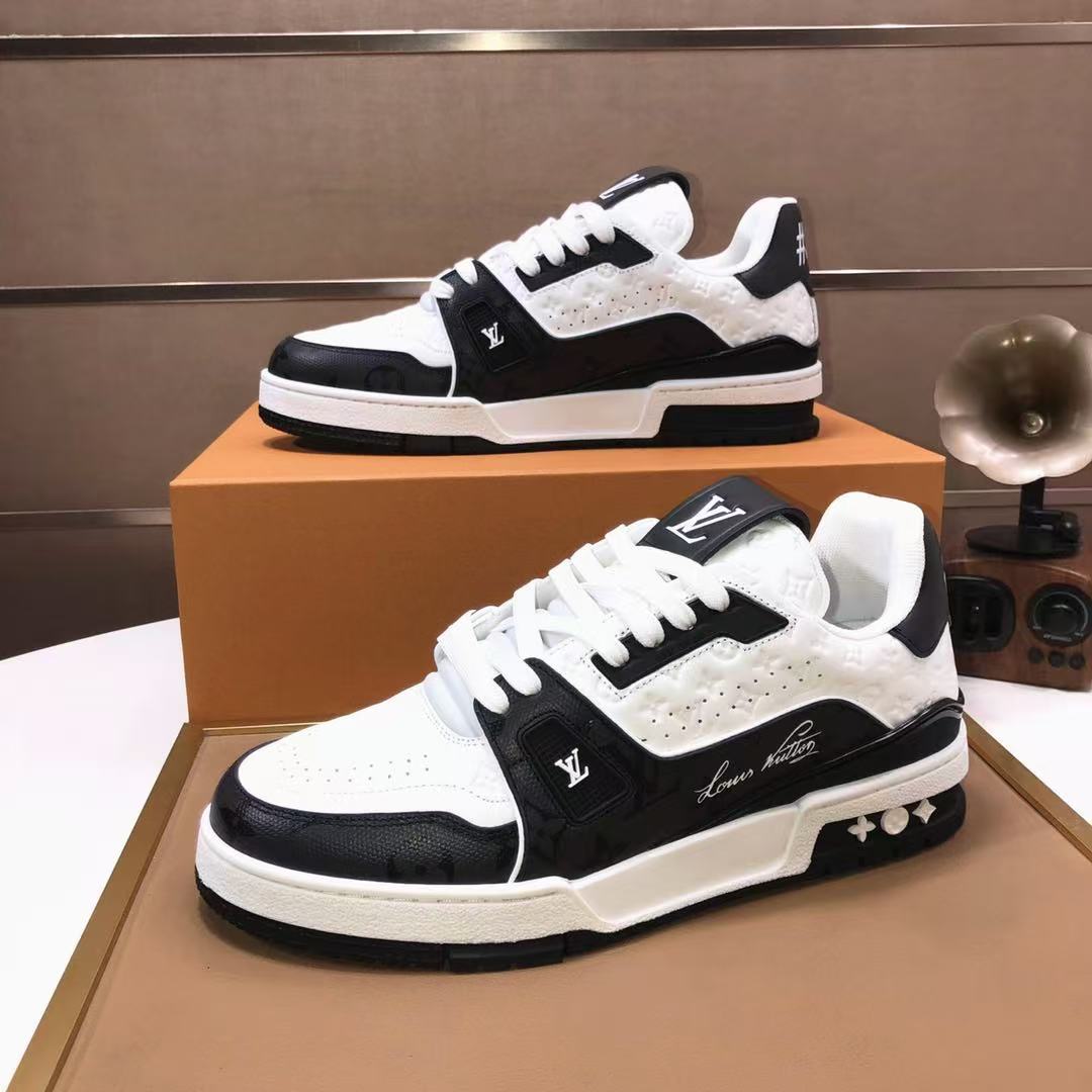 LV Trainer black and white  Low '#54