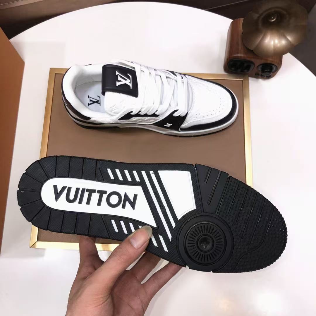 LV Trainer black and white  Low '#54