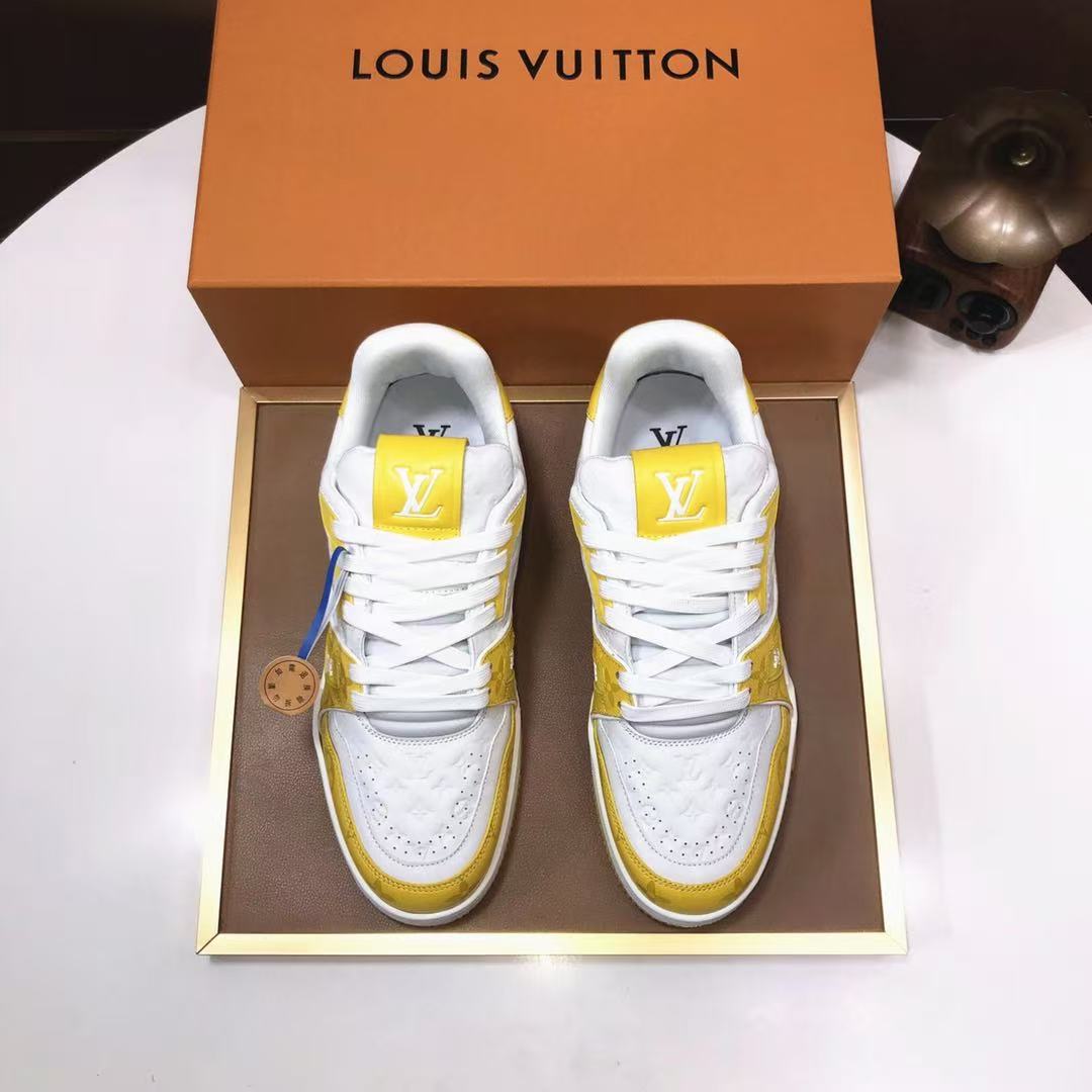 LV Trainer yellowish white Low '#54