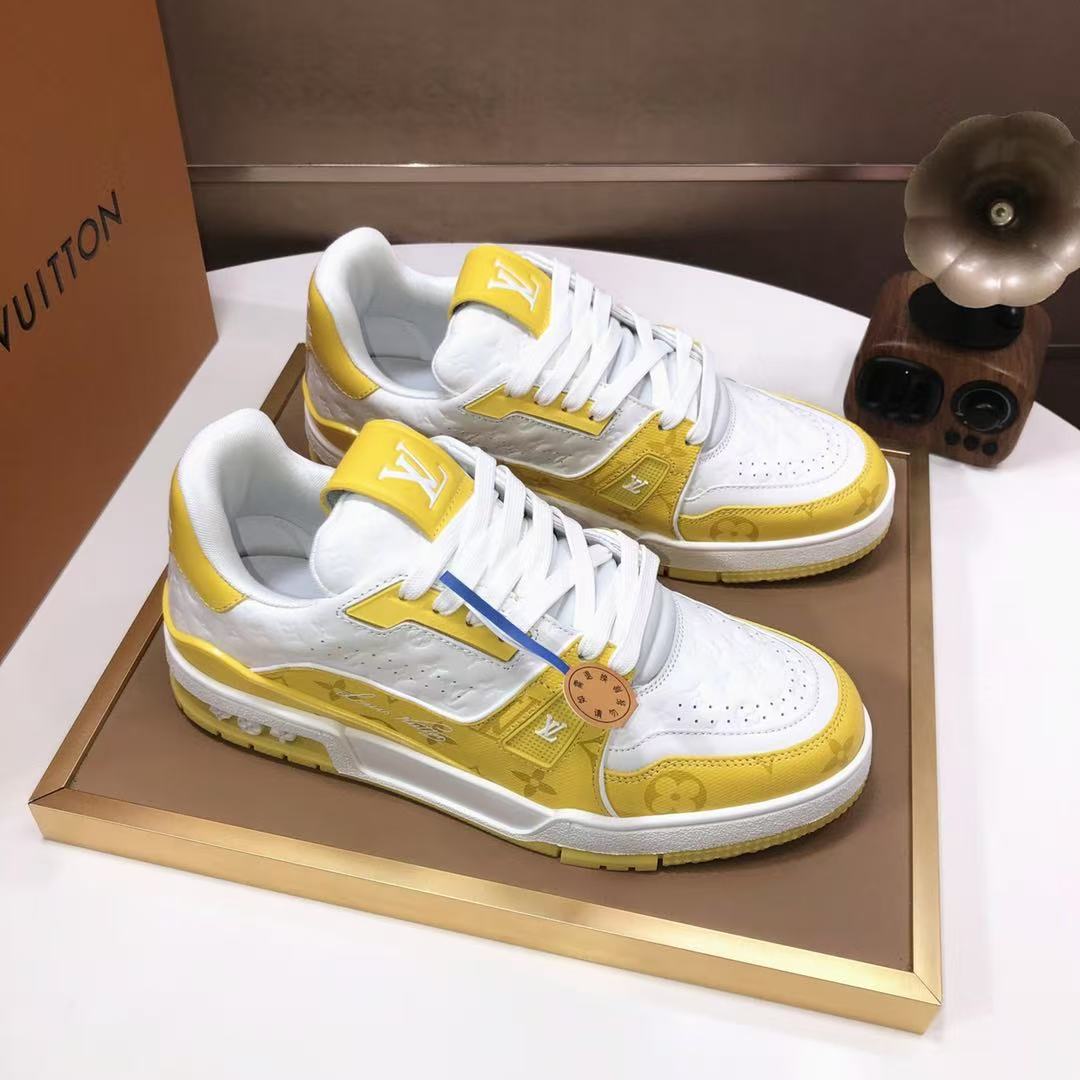 LV Trainer yellowish white Low '#54