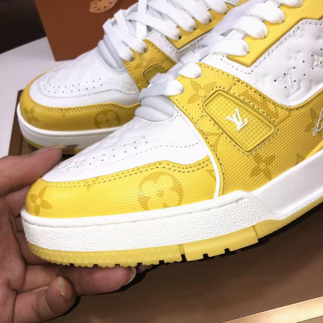 LV Trainer yellowish white Low '#54