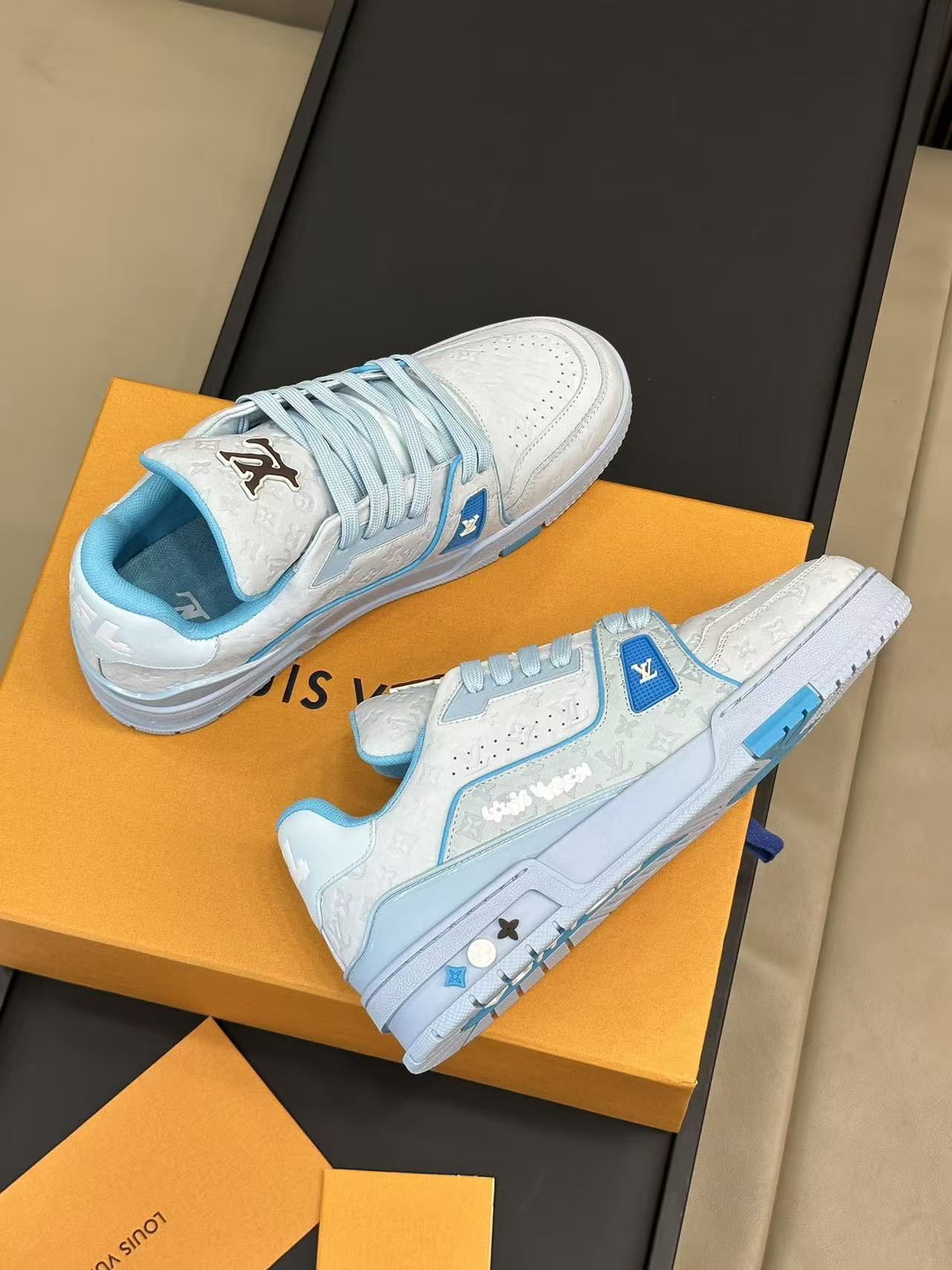 LV Trainer by Tyler, the Creator bule