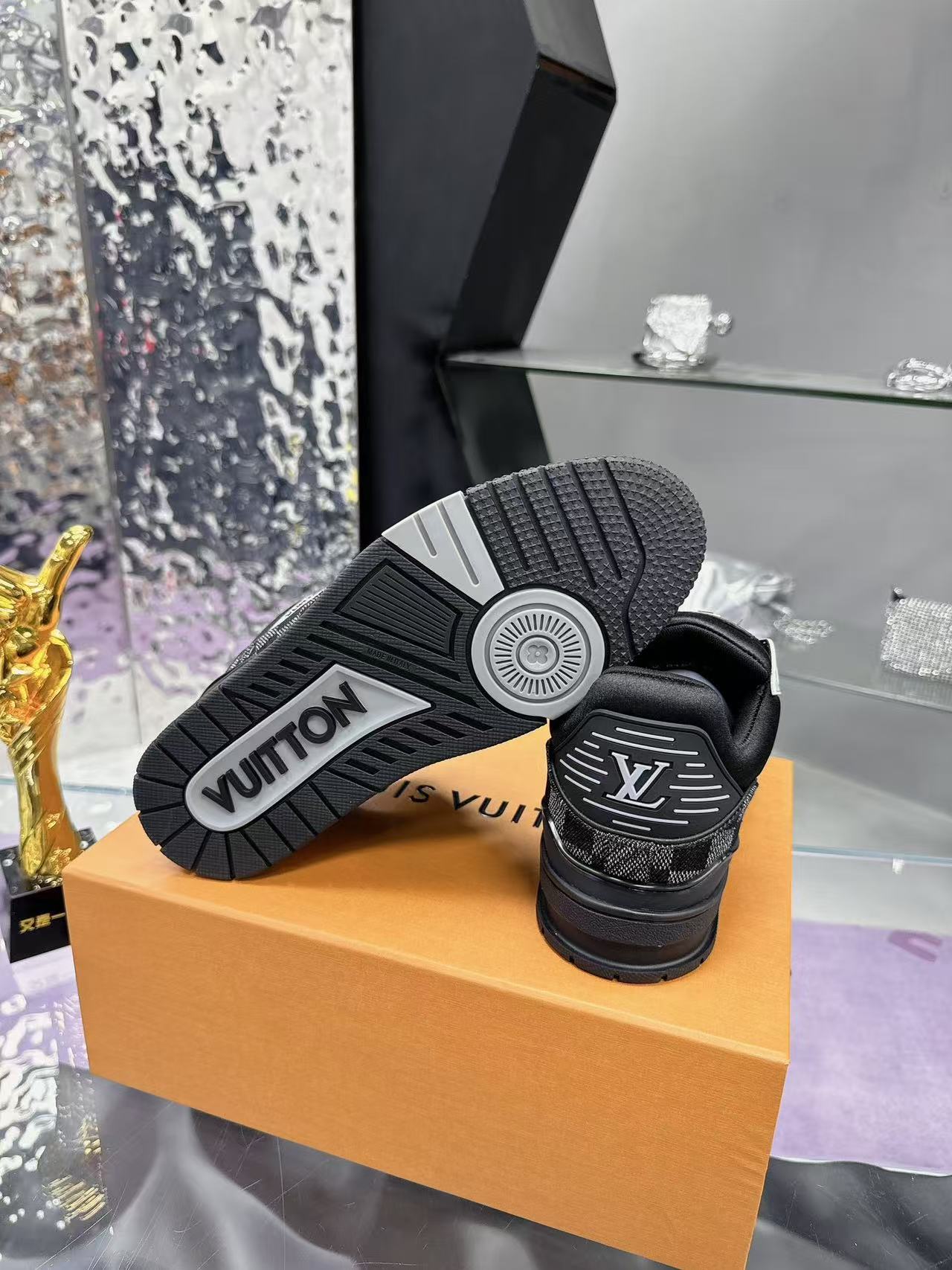 LV trainer black checkerboard