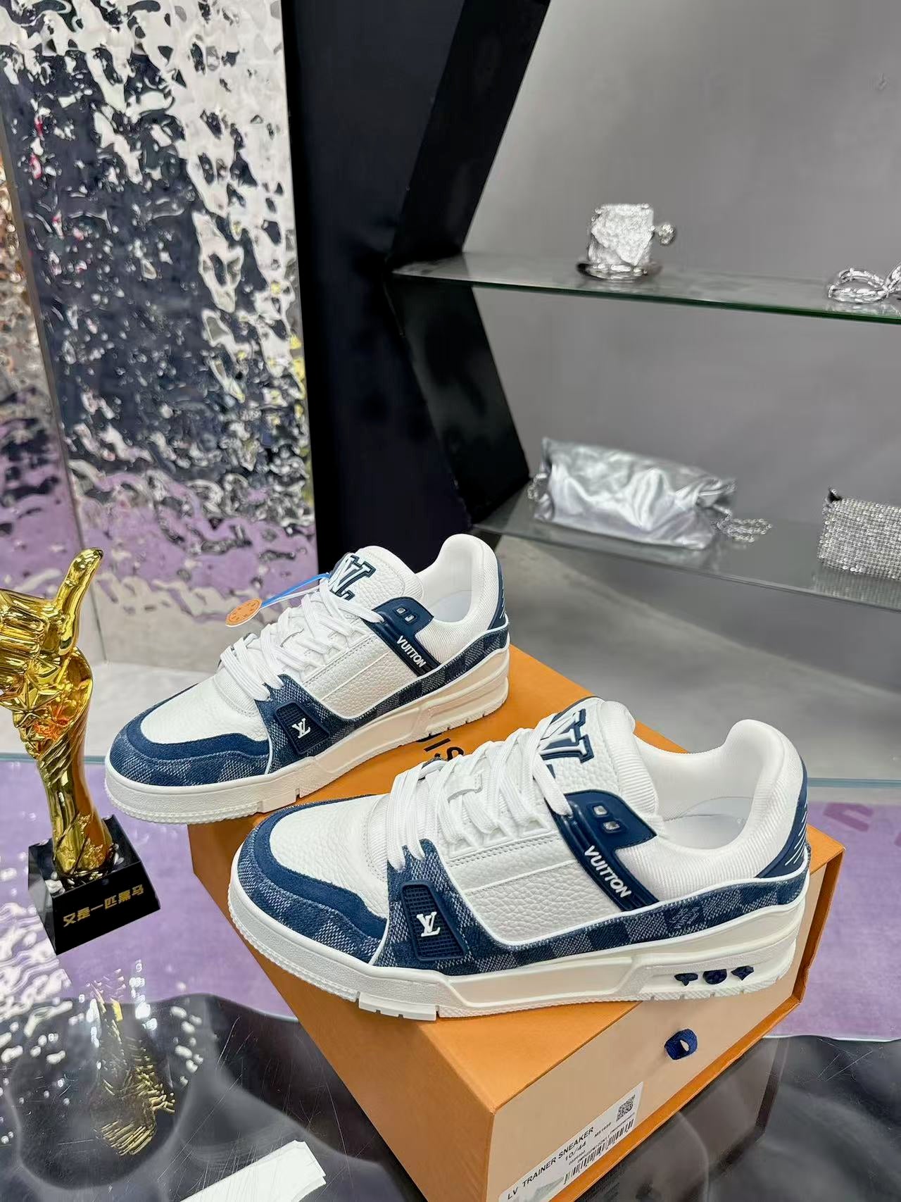 LV trainer blue checkerboard