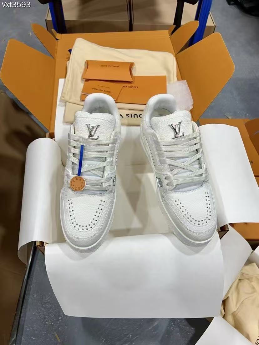 LV trainer #54 white iron nail